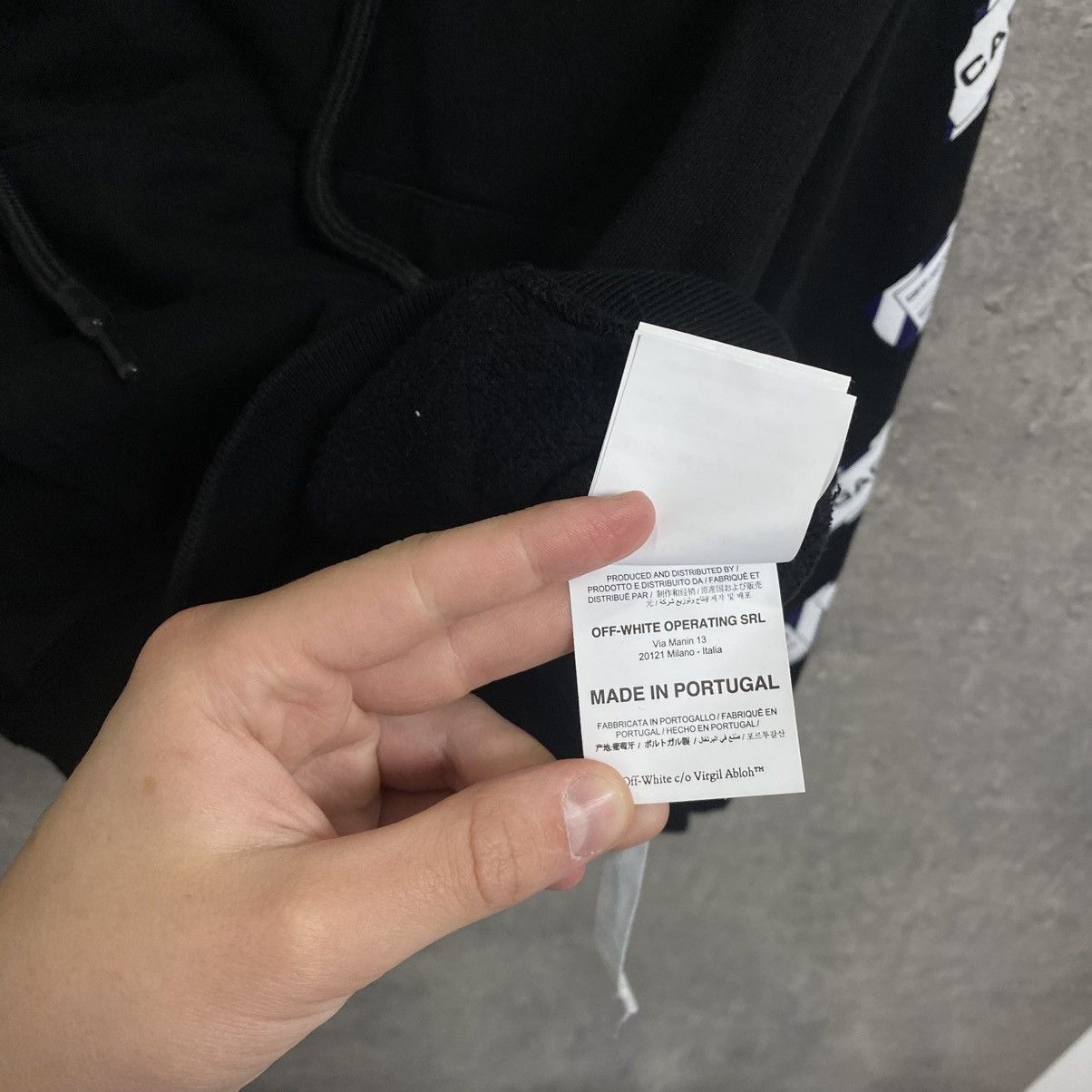Off-White OFF-WHITE SS20 Airport Tape Arrow Hoodie Big Logo Size US XS / EU 42 / 0 - 16 Thumbnail