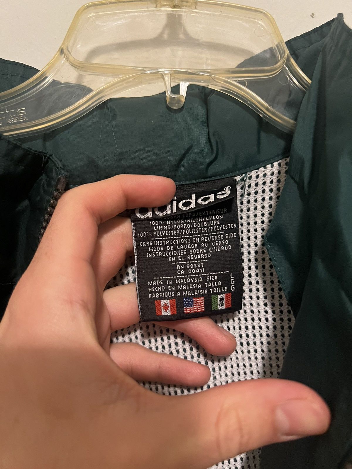 Adidas × Vintage Vintage Adidas Windbreaker Size US L / EU 52-54 / 3 - 4 Thumbnail