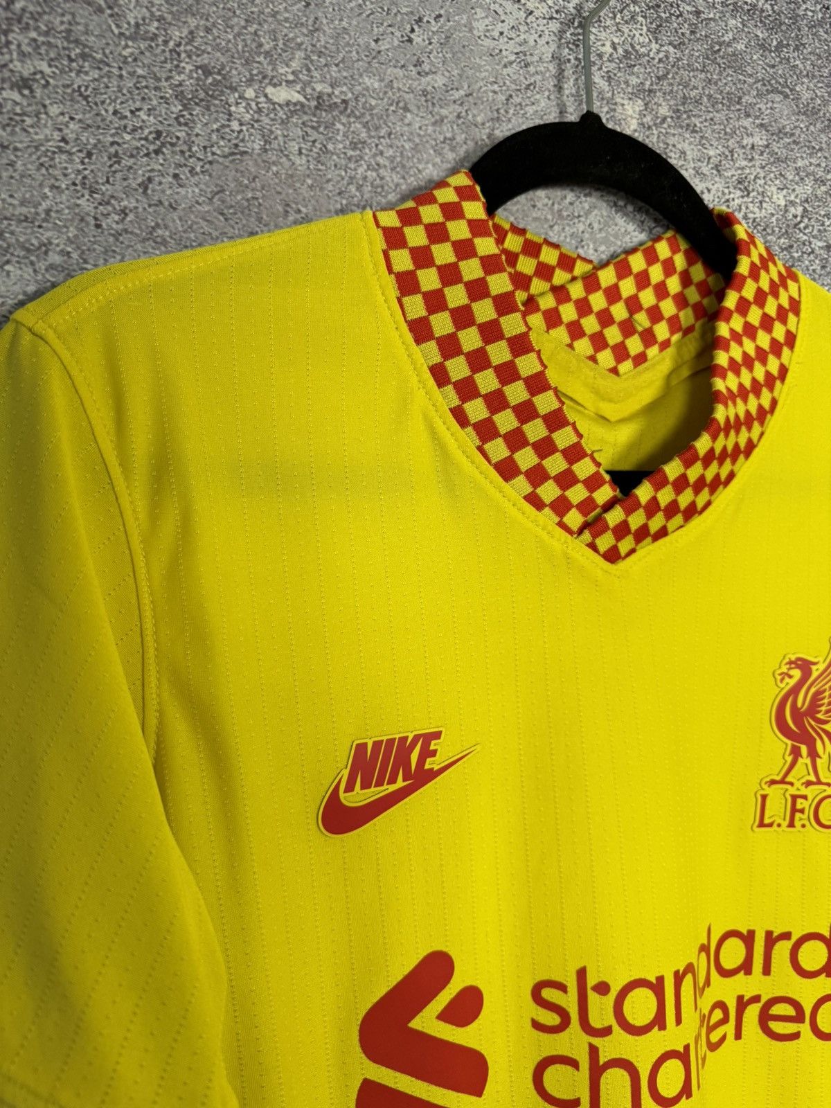 Nike Liverpool 2021/22 Nike Soccer Jersey y2k blokecore Size US S / EU 44-46 / 1 - 6 Thumbnail