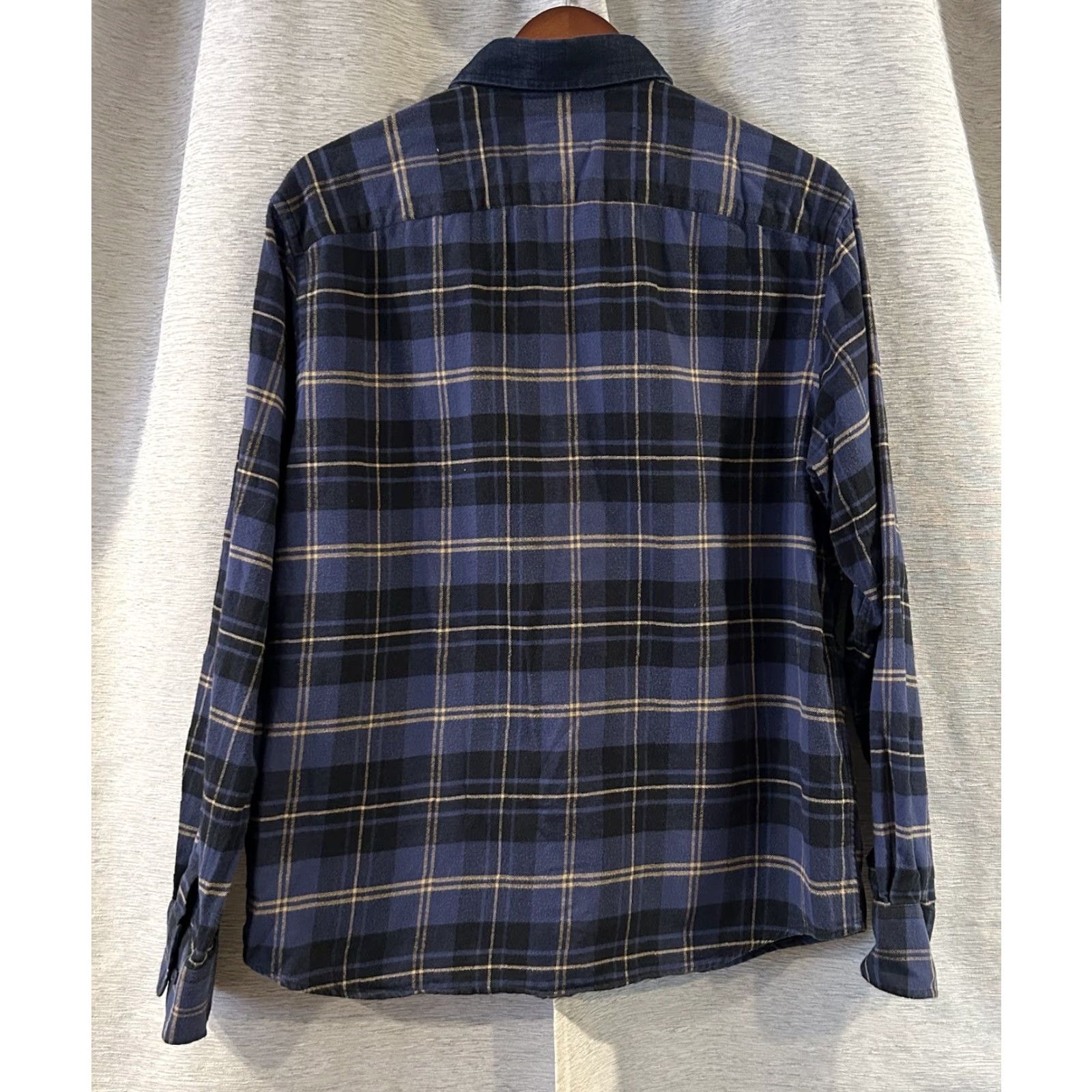 UNTUCKit UNTUCKit Shirt Mens Large Blue Plaid Flannel Long Sleeve Button Up Size US L / EU 52-54 / 3 - 3 Thumbnail