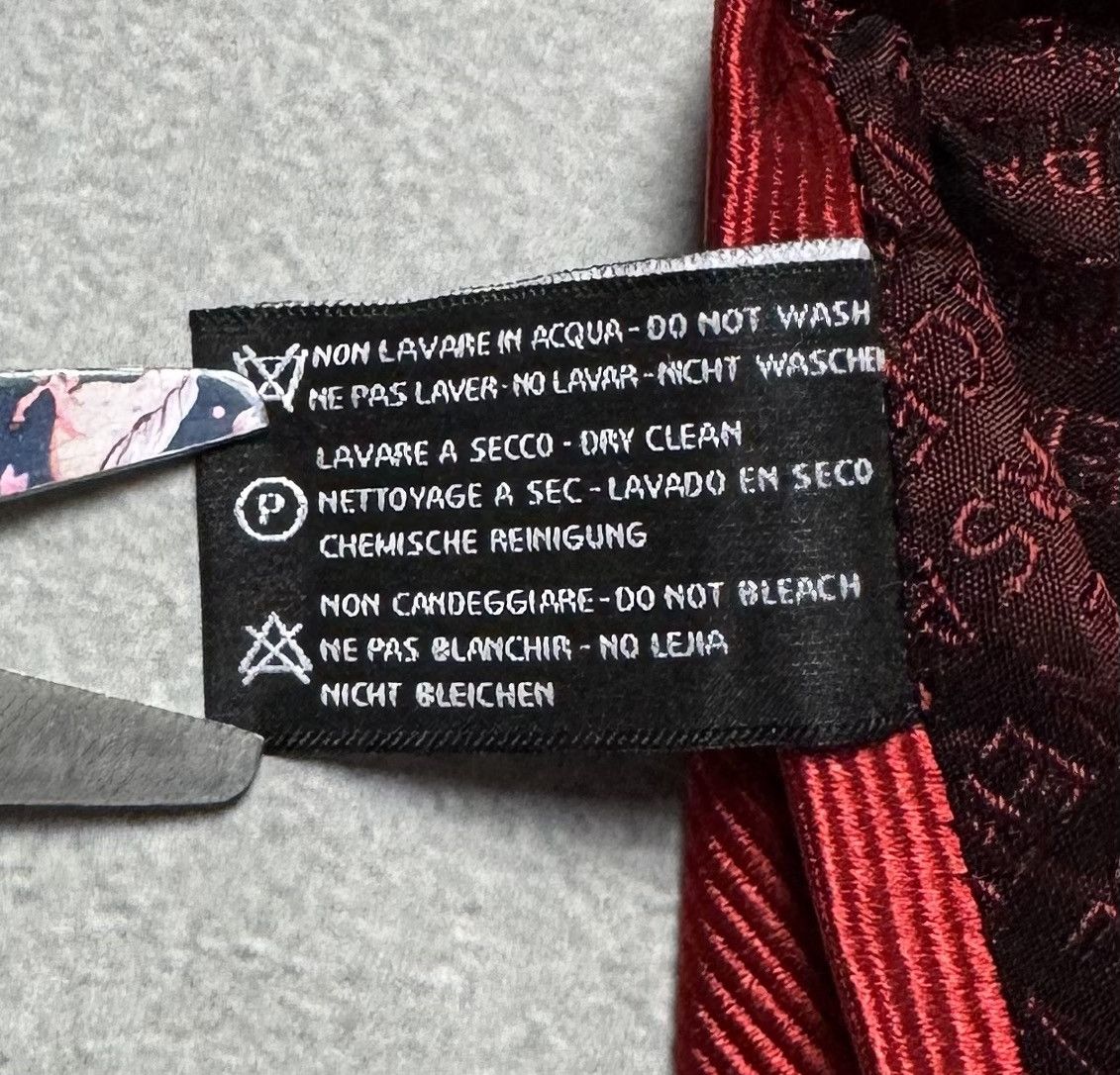 Versace Versace 100% Silk Cravatte Tie Red Small Logo Size ONE SIZE - 9 Thumbnail