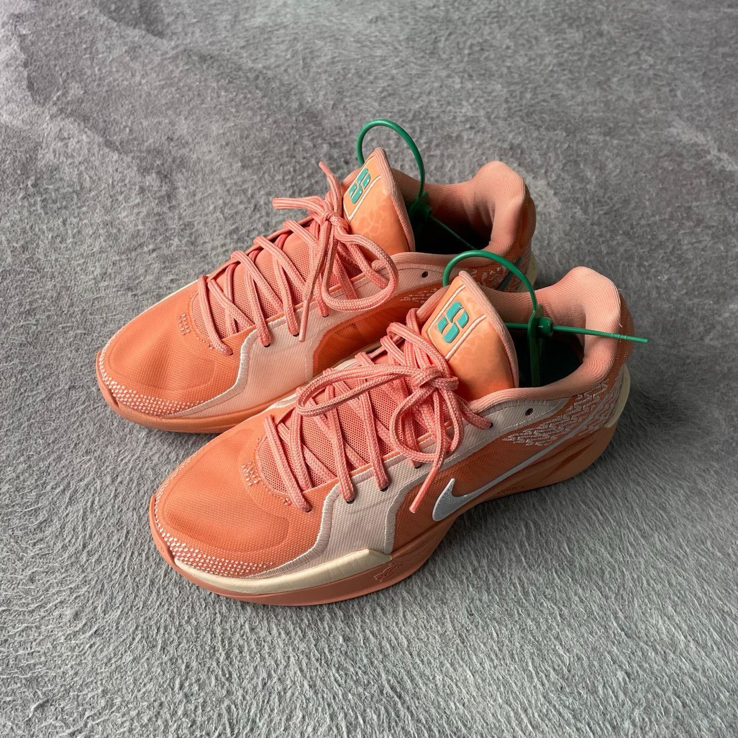 Nike Nike Orange Lowtop Sneakers 36 Men Size US 5 / EU 37 - 1 Thumbnail