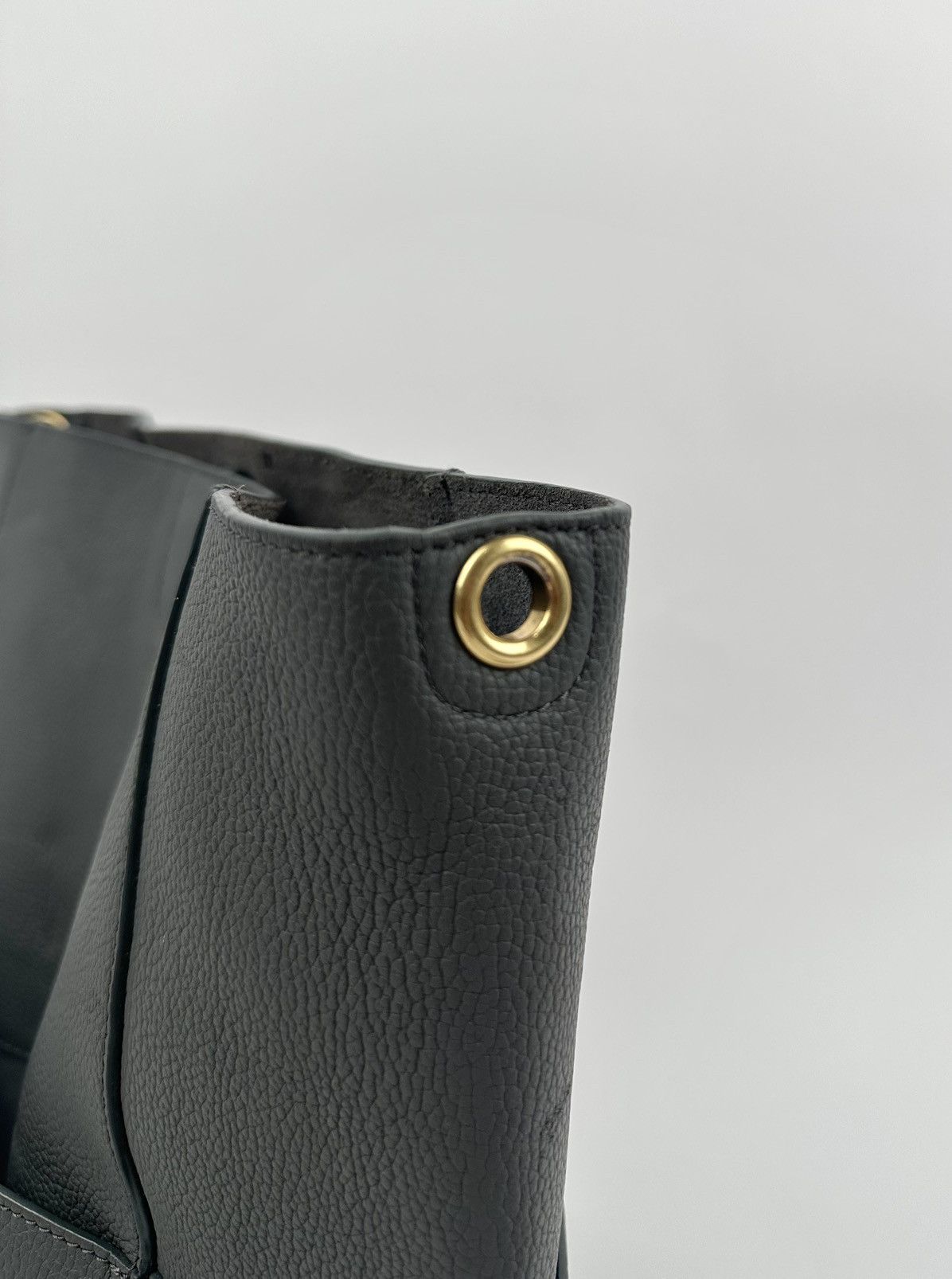 Celine Celine Seau Sangle Bucket Bag Grained Gray Size ONE SIZE - 15 Thumbnail