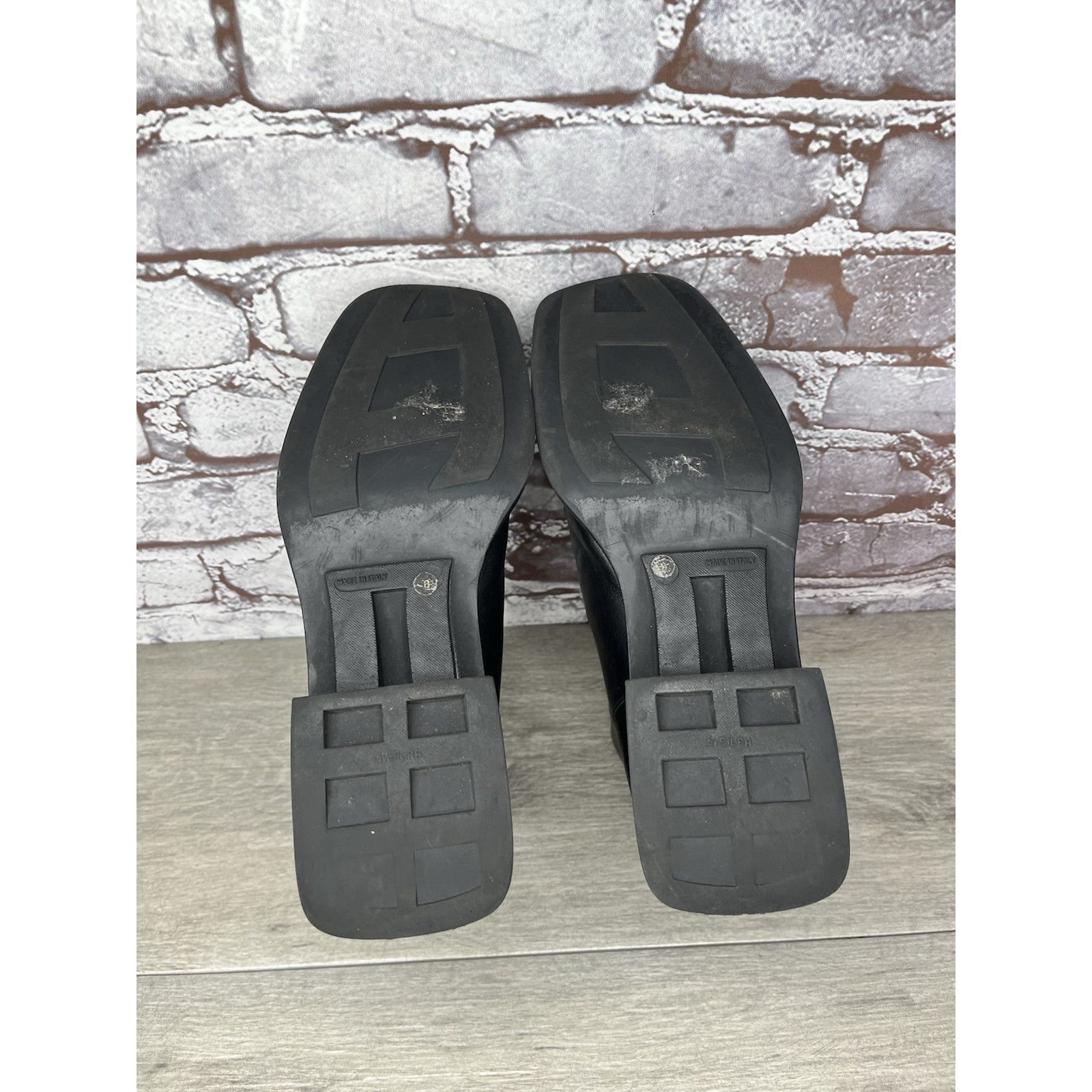 Aquatalia Aquatalia Italy Black Leather Center Zip Ankle Heel Boots Wo Size US 8 / IT 38 - 21 Thumbnail