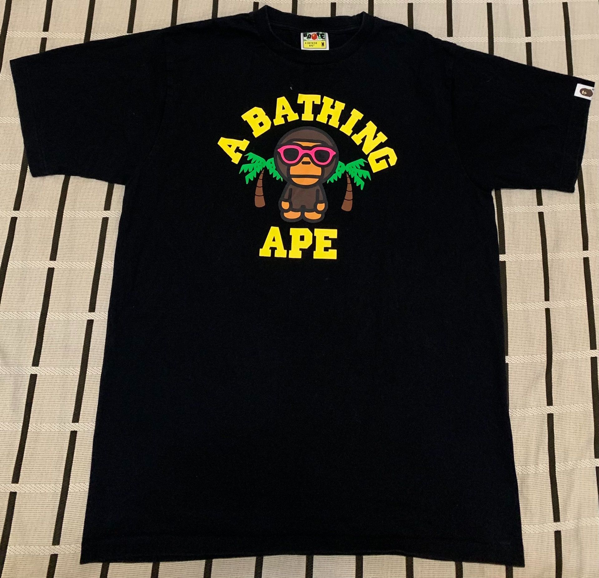 Bape Bape Ape T-Shirt M Men Size US M / EU 48-50 / 2 - 1 Thumbnail