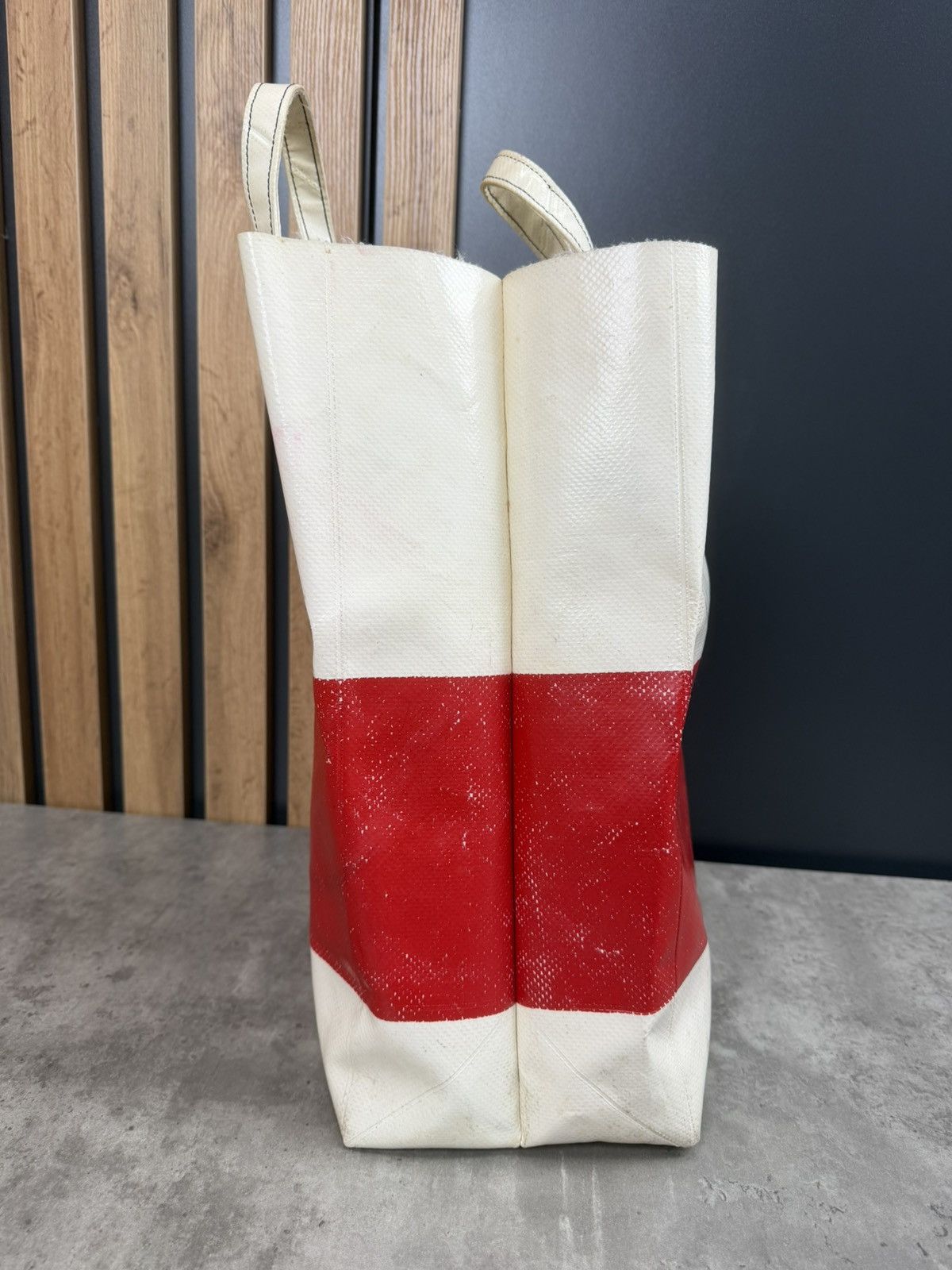 Freitag FREITAG Recycled Shopper White Red Bag Unisex Size ONE SIZE - 4 Thumbnail