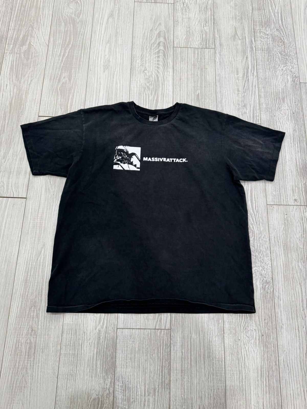End Offline Massive Attack T-shirt