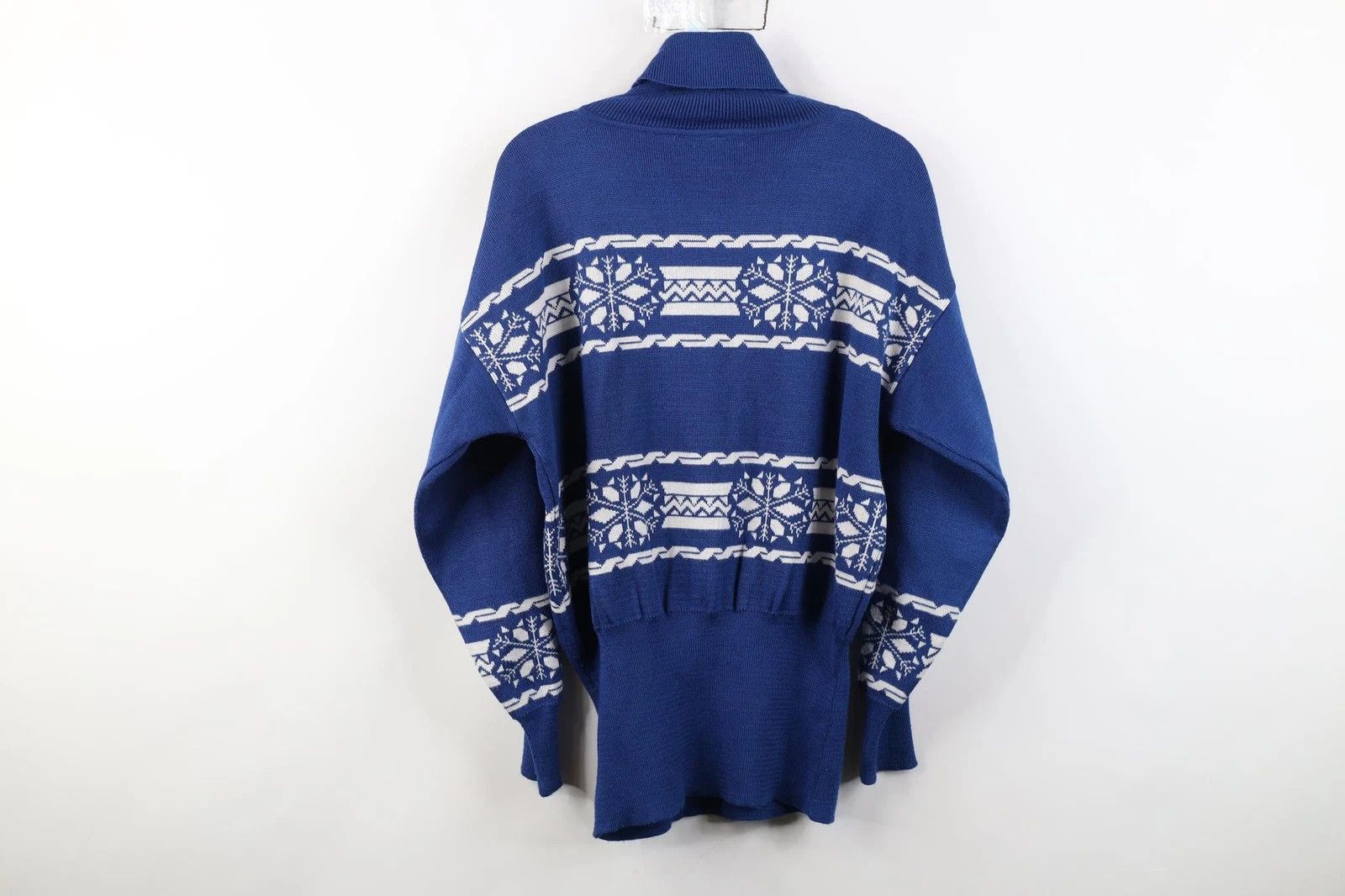 Vintage Vintage 80s 90s Snowflake Fair Isle Turtleneck Sweater Size L / US 10 / IT 46 - 8 Thumbnail