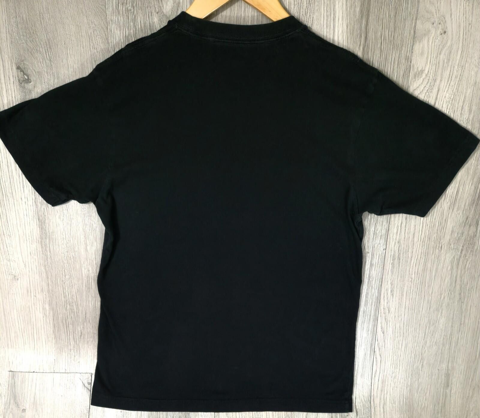 Uniqlo UT Uniqlo Zenitsu Anime Black T Shirt Men’s Size S #12 Size US S / EU 44-46 / 1 - 6 Thumbnail