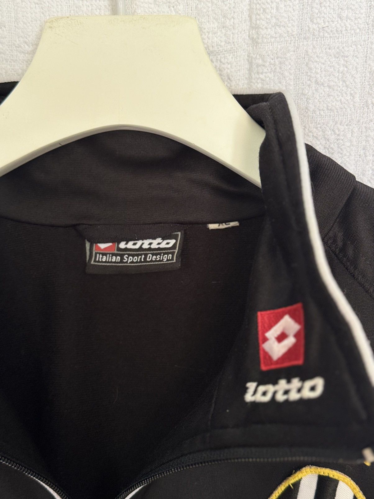Lotto Sport 2000-2001 LOTTO CIAO WEB JUVENTUS TRACKSUIT Size US XL / EU 56 / 4 - 3 Thumbnail