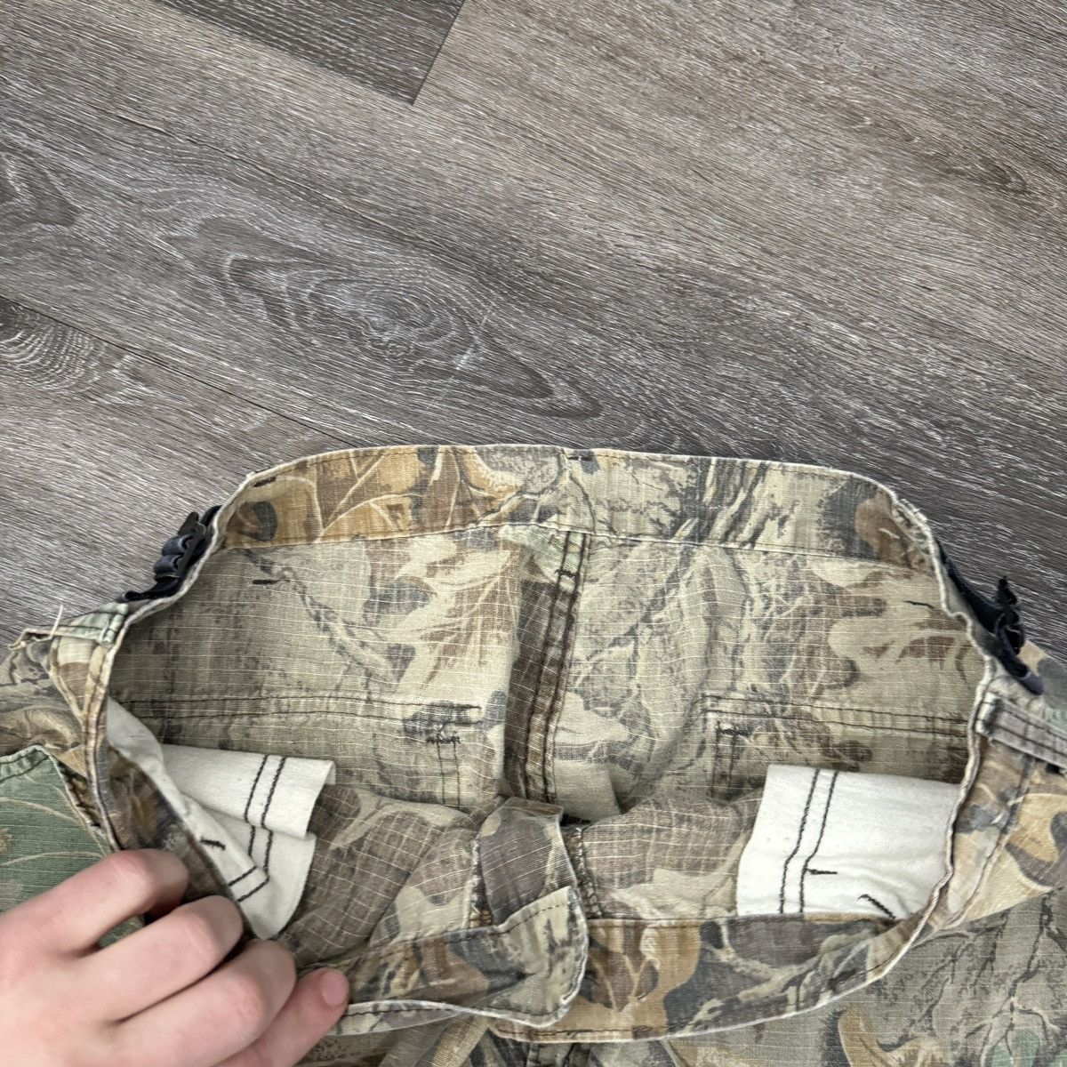 Realtree × StraightFaded × Vintage Essential Vintage 90s Realtree camo faded baggy cargo pants Size US 34 / EU 50 - 3 Thumbnail