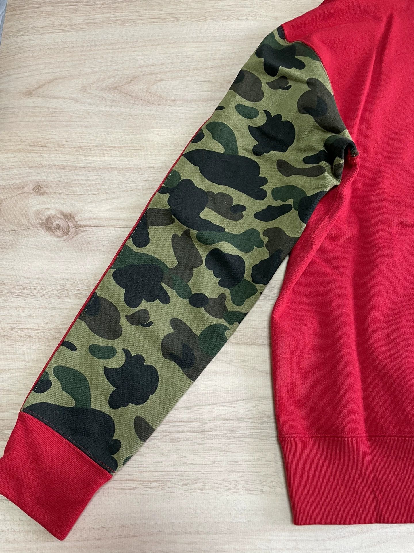 Bape BAPE Shark Hoodie Green Camo NIGO Short Sleeve M Size US M / EU 48-50 / 2 - 3 Thumbnail