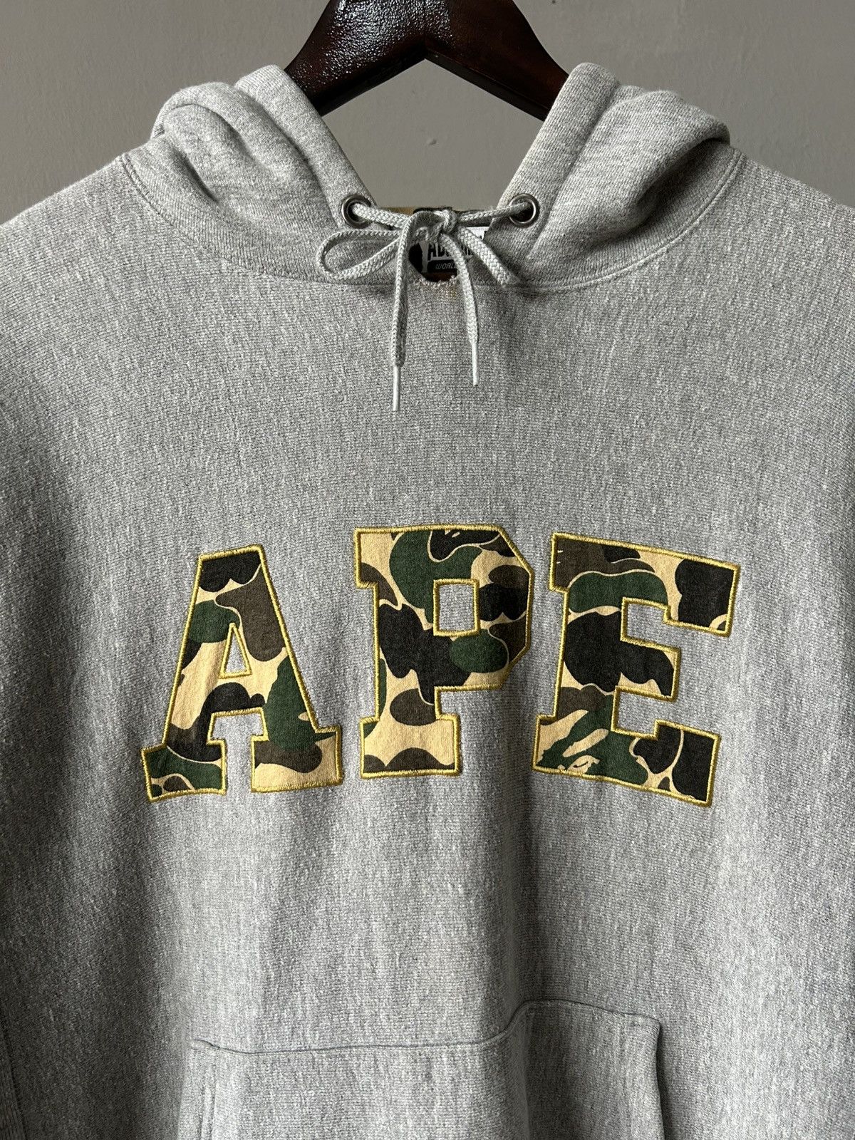 Bape * APE * Bape Big Logo Camo Pullover Hoodie Size US M / EU 48-50 / 2 - 3 Thumbnail