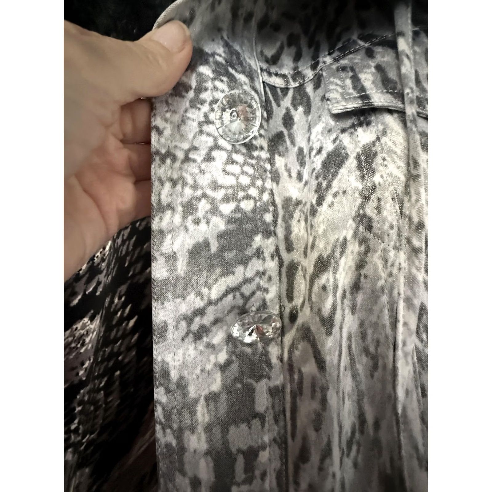 Vintage Berek Jacket Womens M Gray Animal Print Button Front Lined Lace Collared Size M / US 6-8 / IT 42-44 - 2 Thumbnail