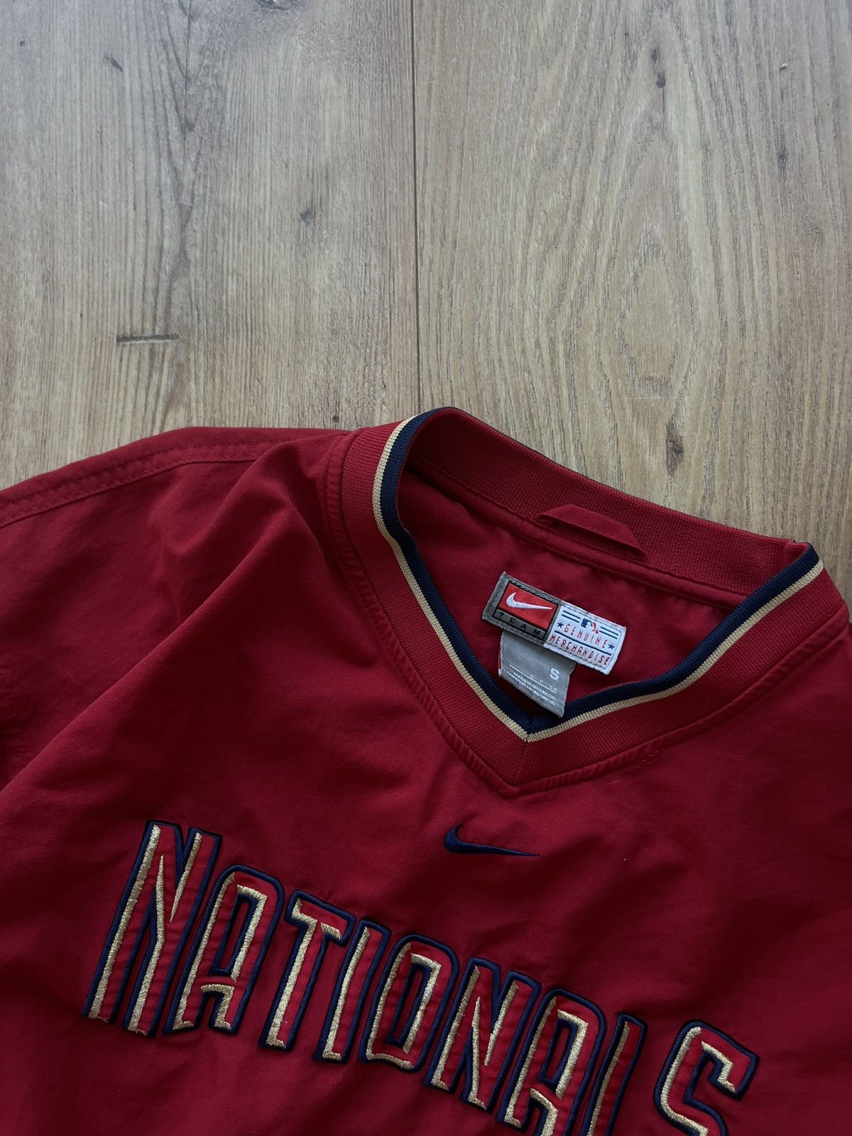 Nike 00’s NIKE WASHINGTON NATIONALS CENTR SWOOSH V-NECK CREWNECK Size US S / EU 44-46 / 1 - 6 Thumbnail