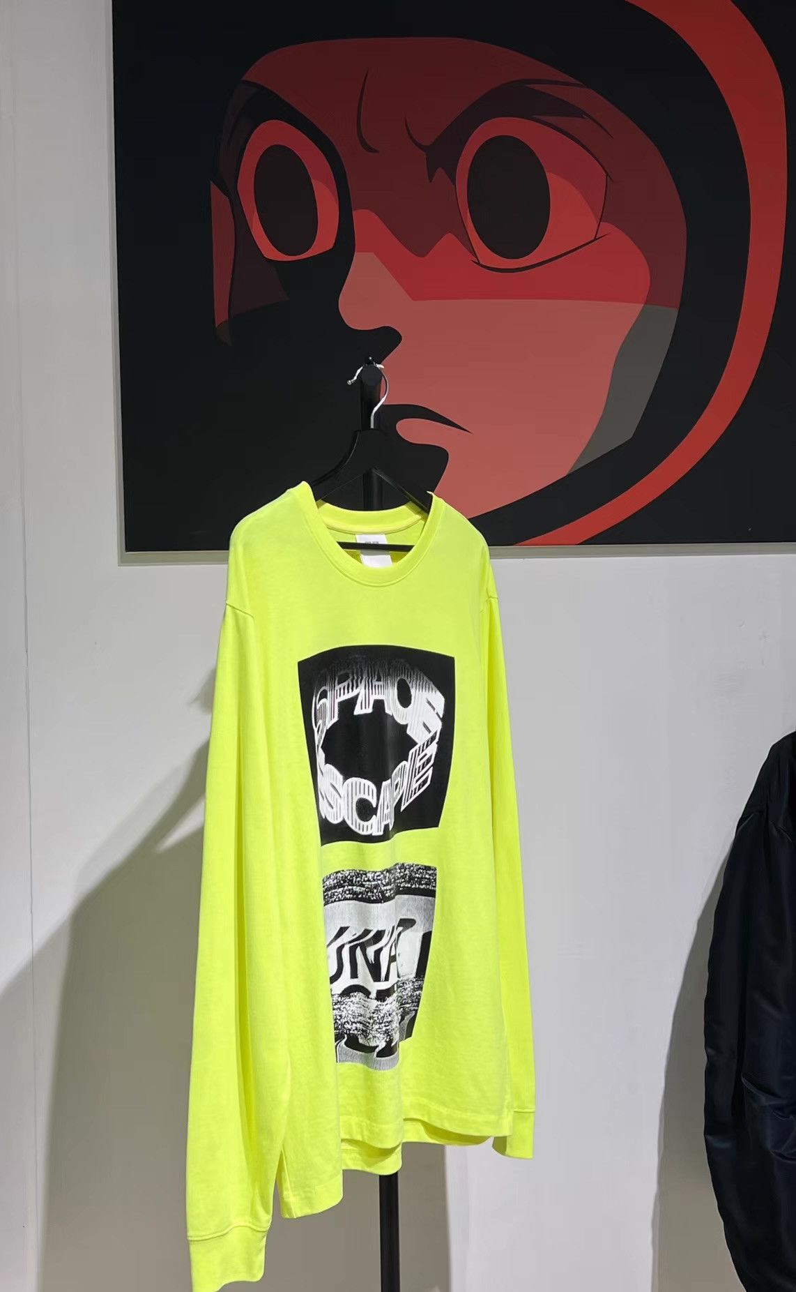 Calvin Klein Calvin Klein Neon Yellow Printed Long Sleeve T-Shirt Q13 Size US M / EU 48-50 / 2 - 2 Thumbnail