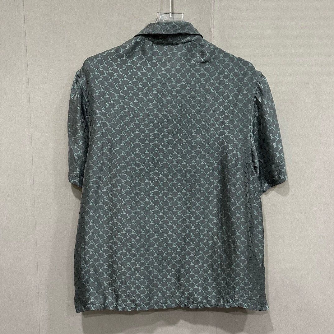 Louis Vuitton louis vuitton ss24 full logo shirt xs Size US XS / EU 42 / 0 - 2 Thumbnail
