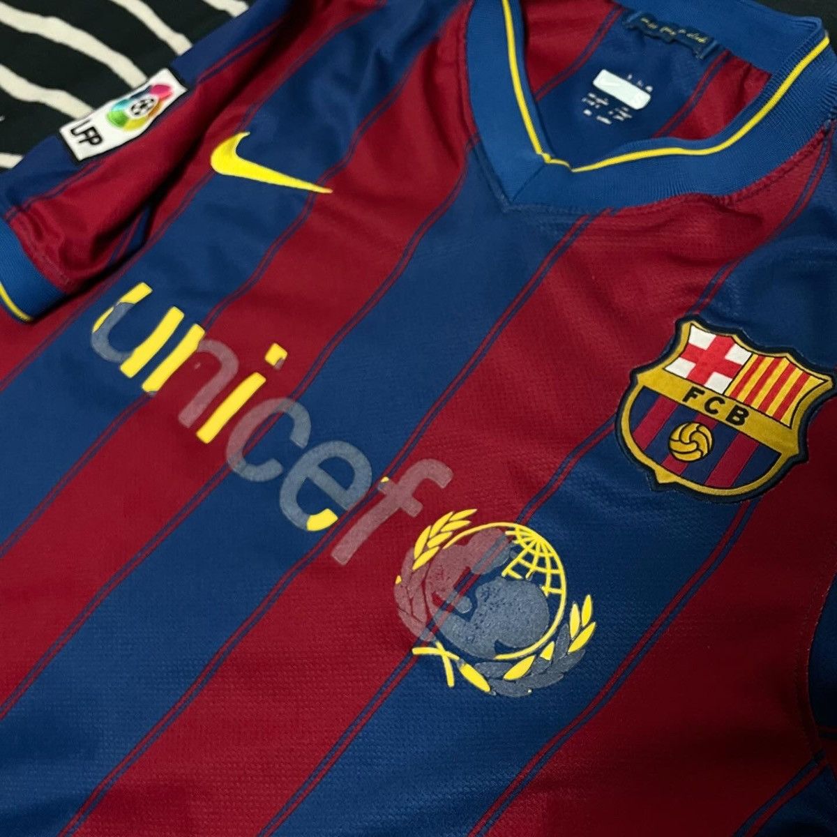 Nike × Vintage FC Barcelona 2009-10 Zlatan Ibrahimovic Nike Soccer Jersey Size US S / EU 44-46 / 1 - 4 Thumbnail