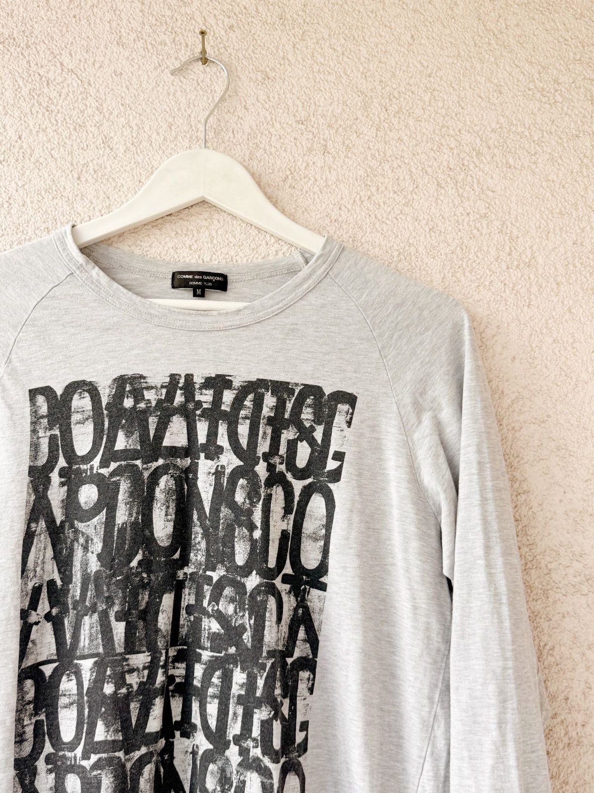 Comme des Garcons Homme Plus Comme des Garçons Homme Plus 3/4 Sleeve Calligraphy Logo M Size US M / EU 48-50 / 2 - 3 Thumbnail