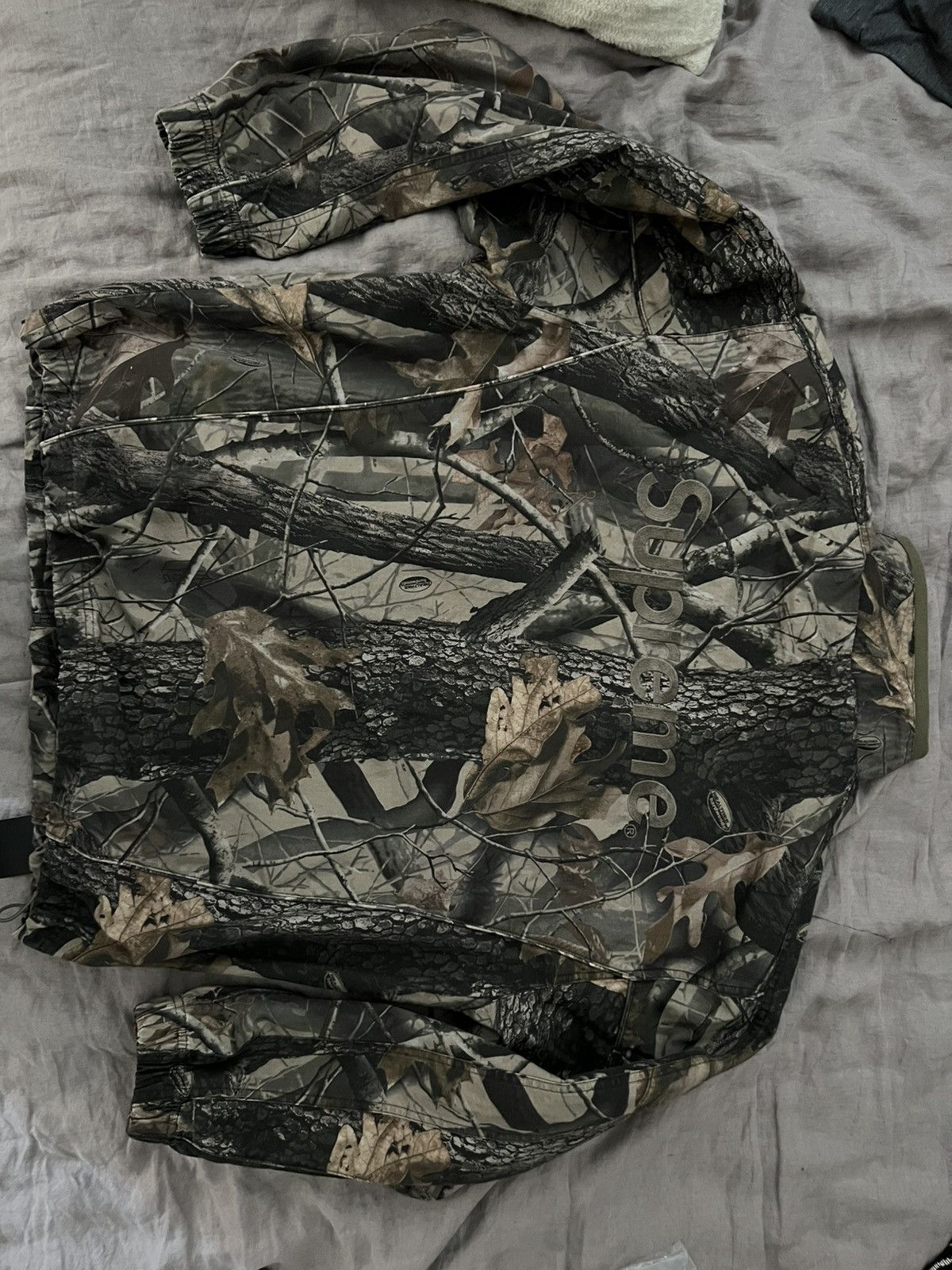 Supreme × Umbro Size Medium Supreme X Umbro Ripstop Track Jacket Camo Size US M / EU 48-50 / 2 - 13 Thumbnail