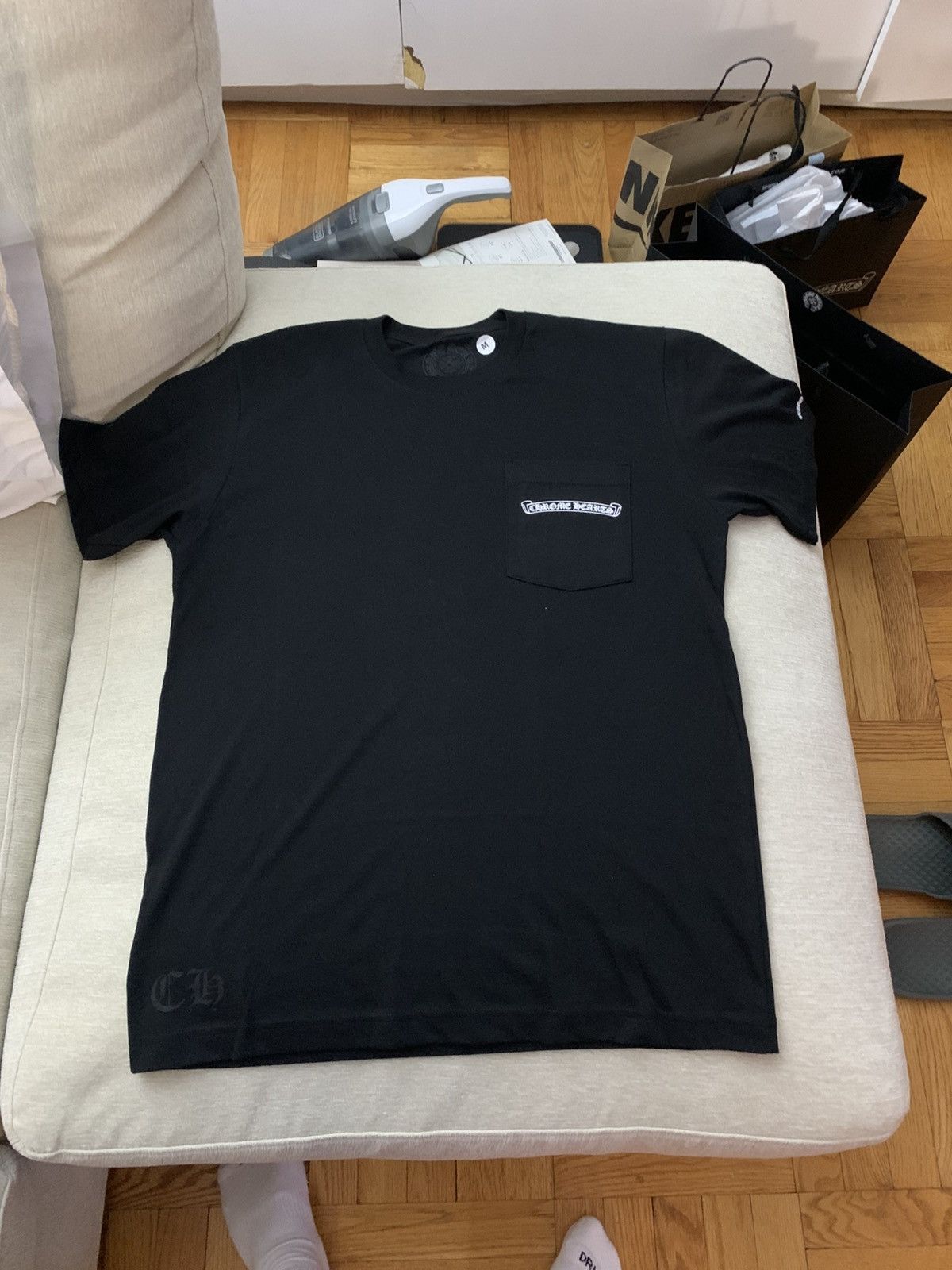 Chrome Hearts Chrome hearts Scroll logo pocket crew shirt Size US M / EU 48-50 / 2 - 1 Thumbnail