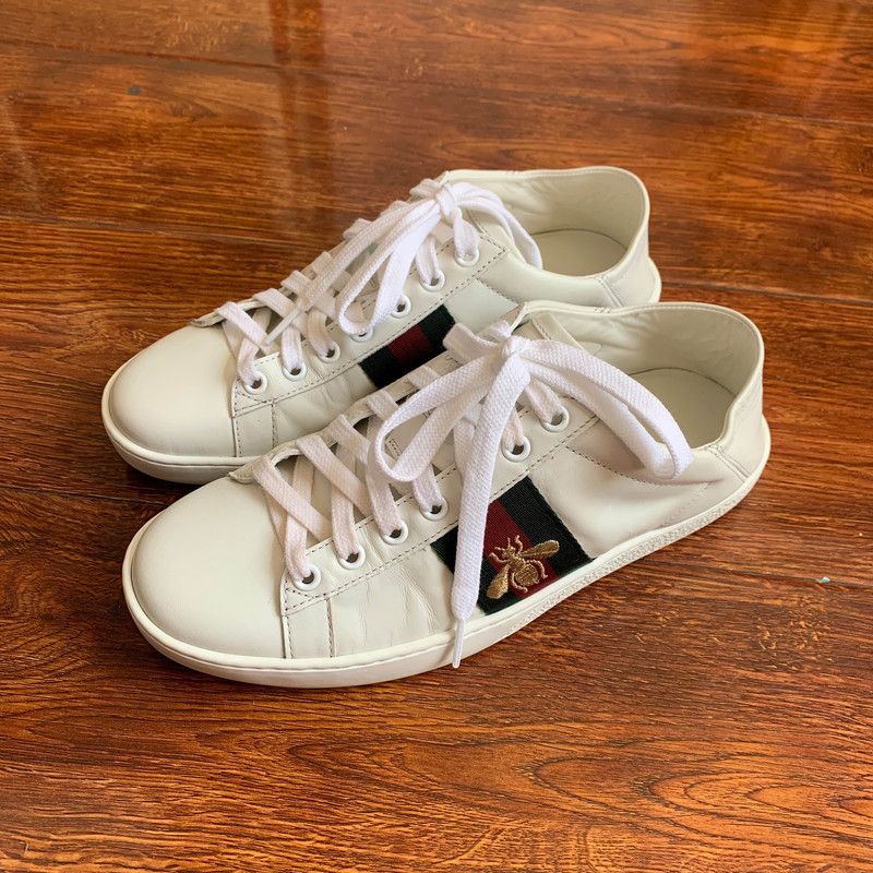 Gucci Ace Leather Bee Low-Top Sneakers 0079