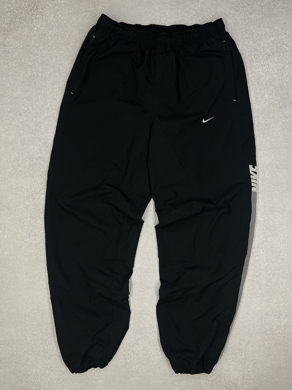 Nike Vintage Nike Nylon Black Sweatpants Double Big Logo Swoosh Size US 34 / EU 50 - 4 Thumbnail