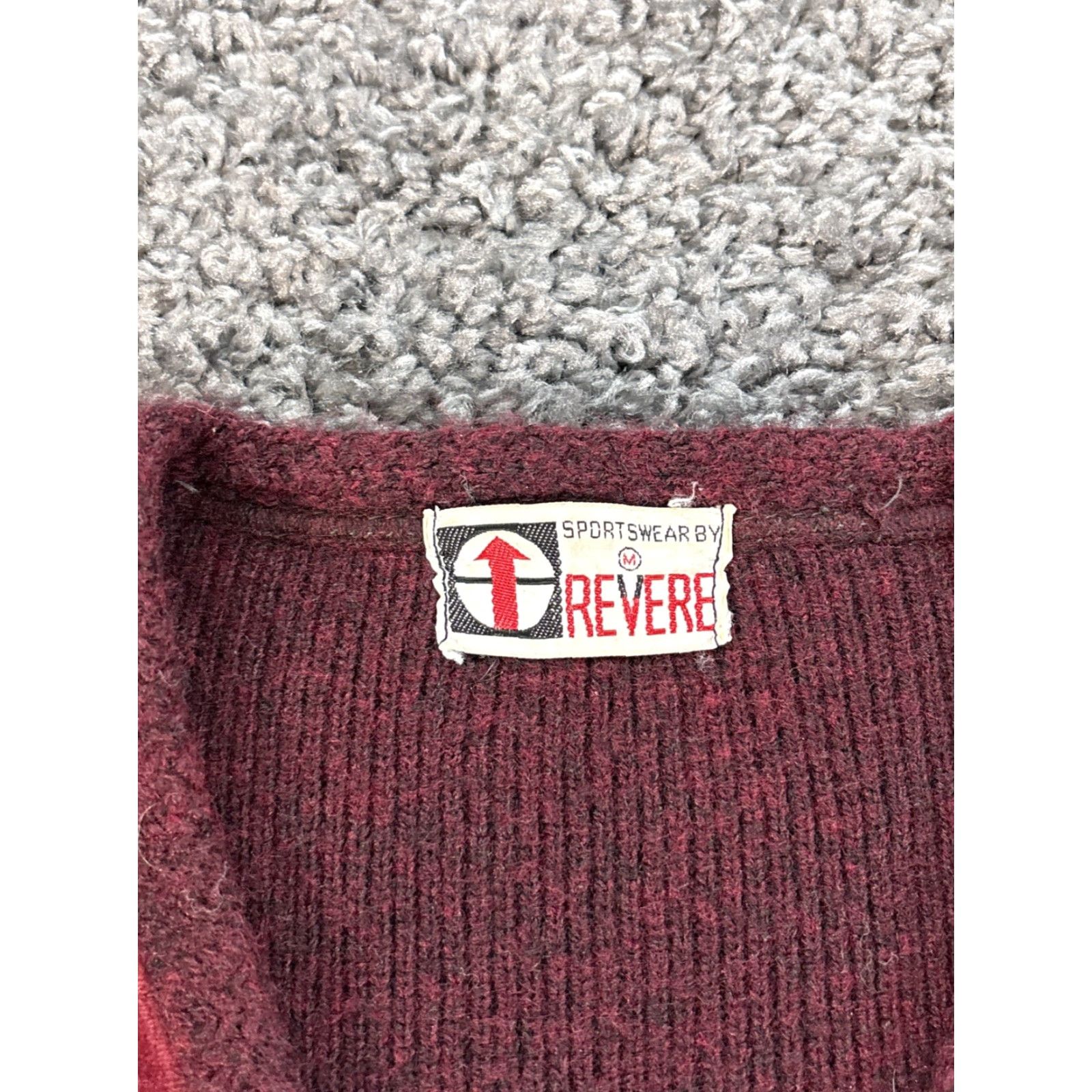 Vintage VINTAGE Sportswear Sweater Mens Large V-Neck Velvet Red Maroon 70s Reversible Pullover Size US L / EU 52-54 / 3 - 4 Thumbnail