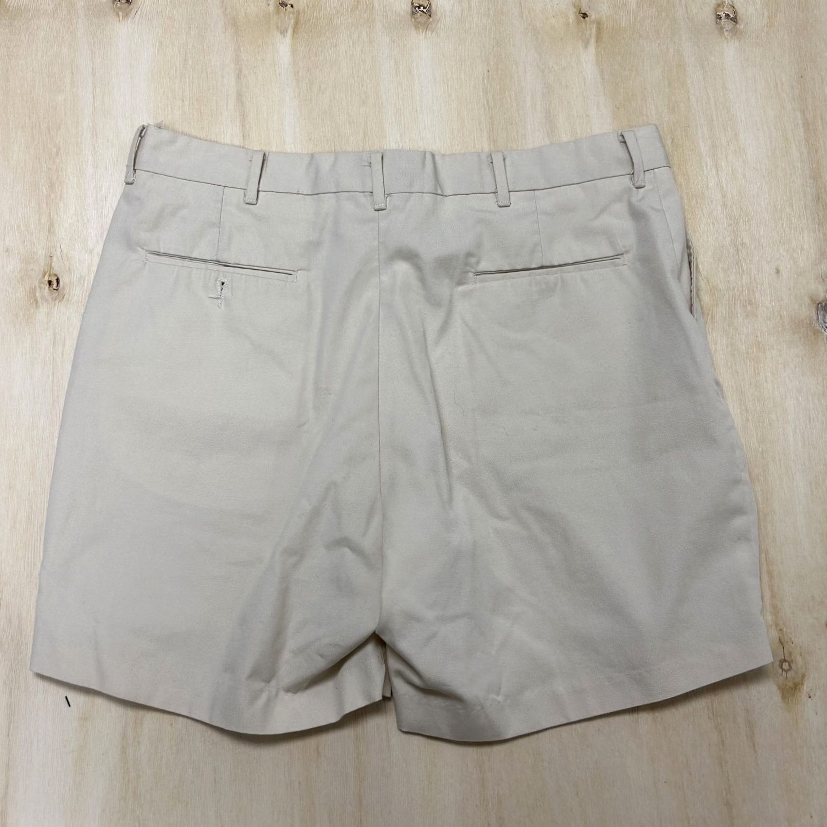 Vintage Knightsbridge Chino Shorts Mens 36 Beige Canvas Flat Front 6" Inseam Shorts Mens 36 Beige Canvas Flat Front 6" Inseam Size US 36 / EU 52 - 3 Thumbnail