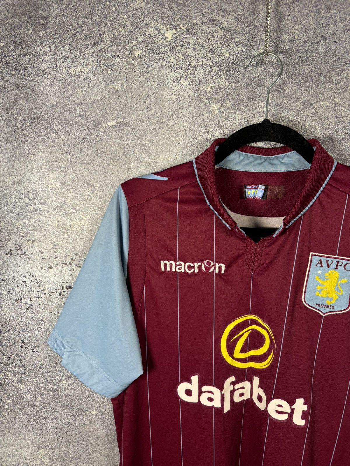 Macron × Vintage Vintage Aston Villa 2014/15 Macron Jersey Blokcore Medium Size US M / EU 48-50 / 2 - 3 Thumbnail
