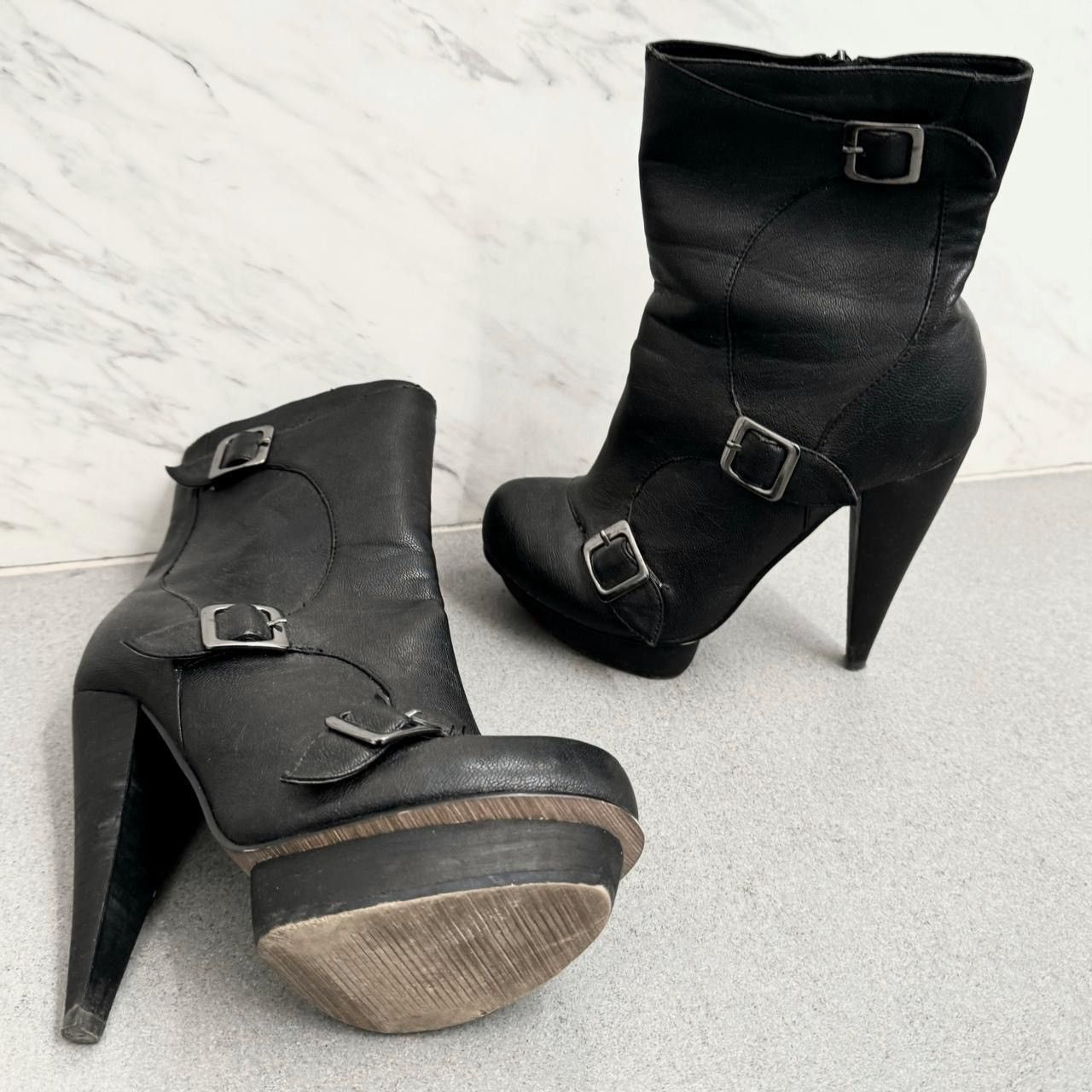 Vintage Archive boots with many belts and asymmetric heels Size US 9 / IT 39 - 3 Thumbnail