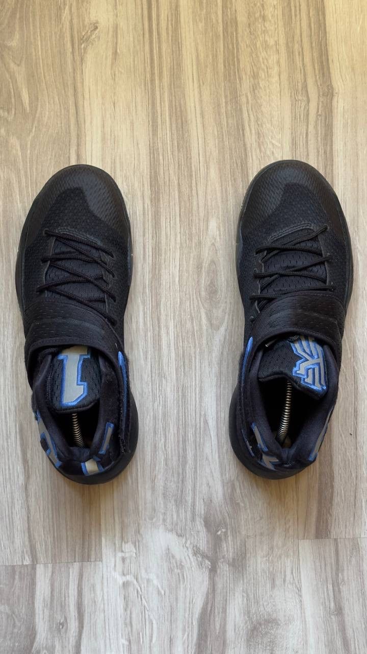 Nike Nike Kyrie 2 Duke Size US 10 / EU 43 - 2 Thumbnail