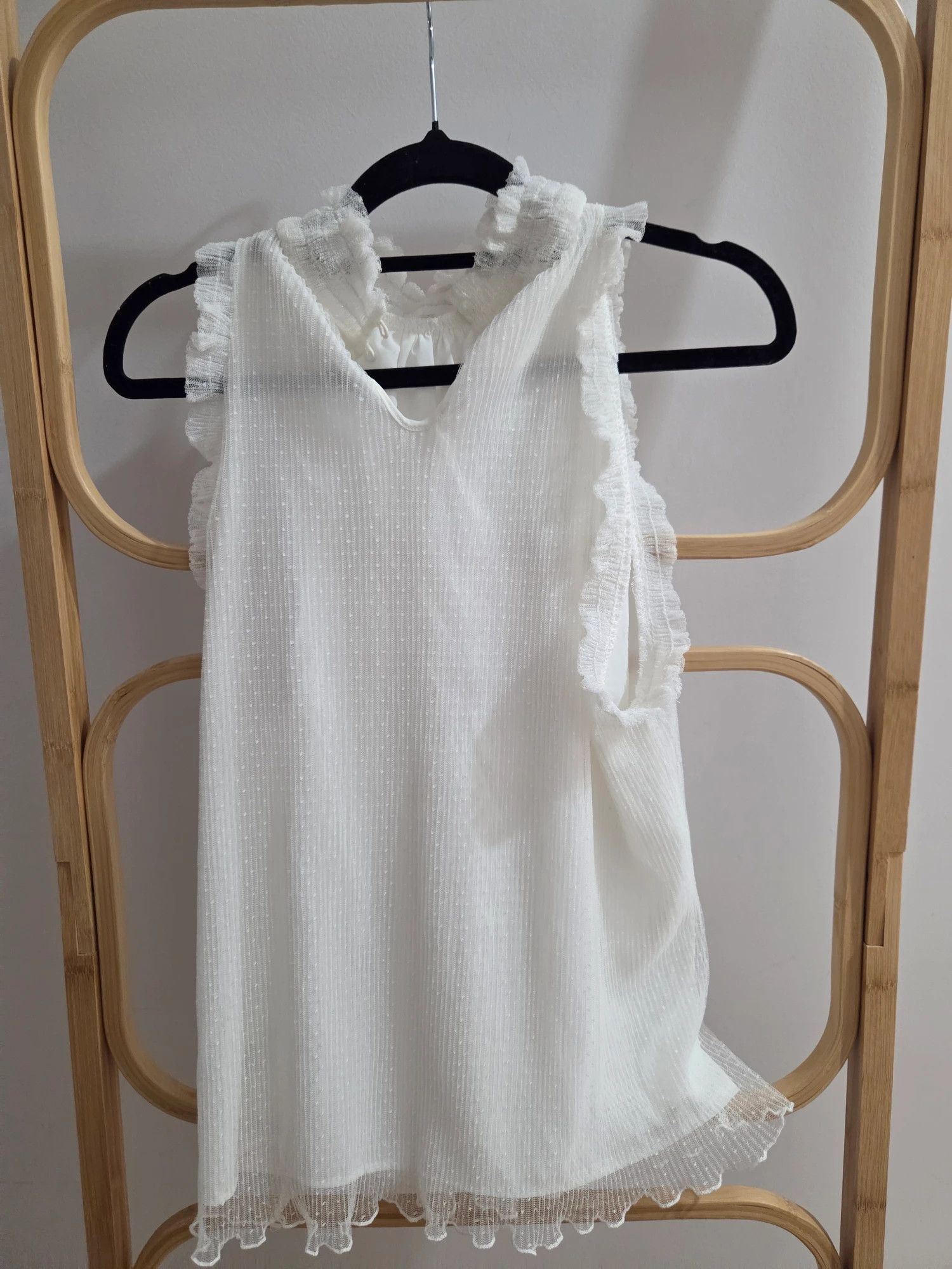 Other MVN White Sleeveless Ruffled High Neck Blouse Top Size M / US 6-8 / IT 42-44 - 3 Thumbnail