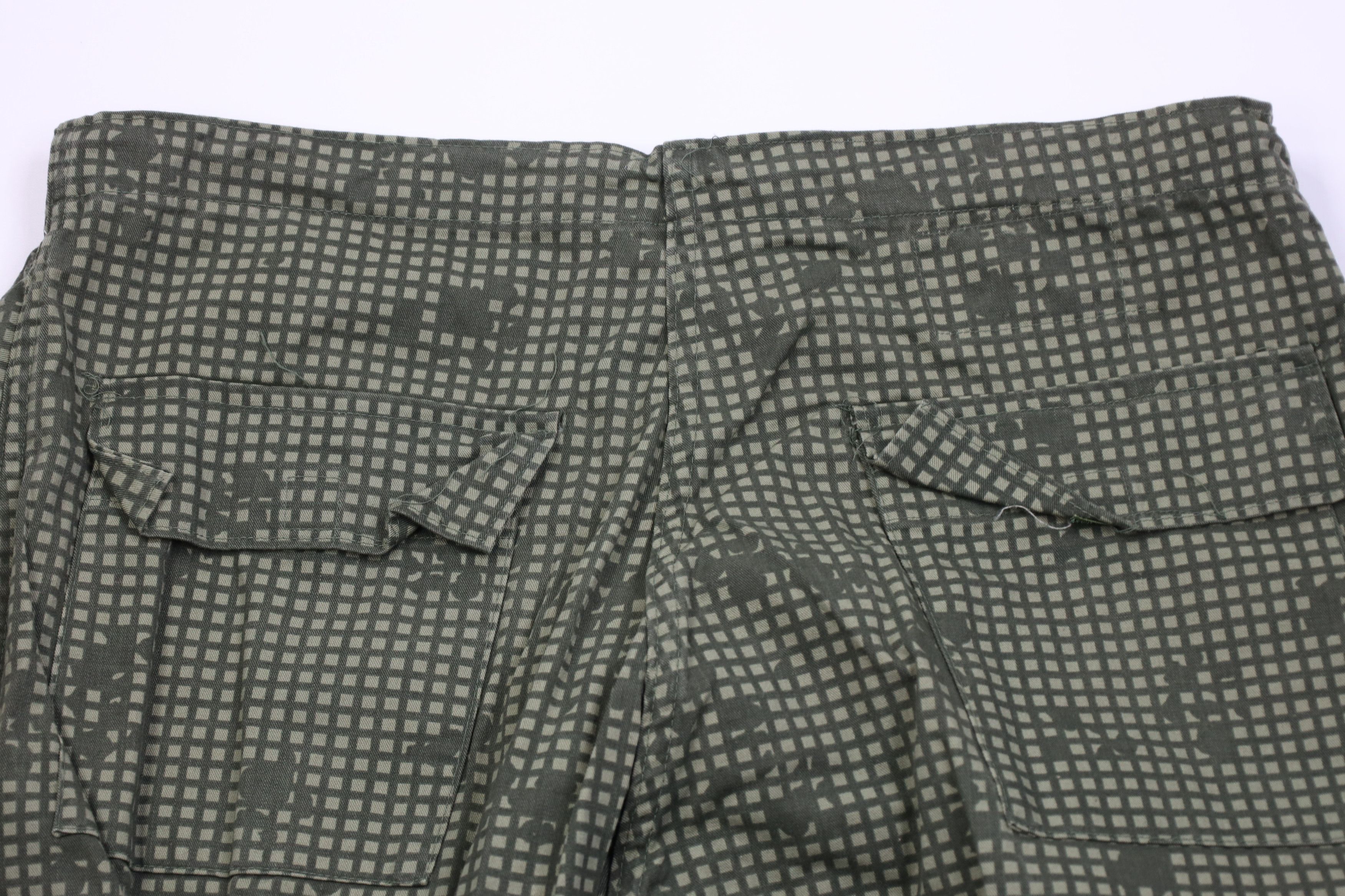 Vintage Vintage 80s USGI Style Wide Leg Skateboard Cargo Pants USA Size US 34 / EU 50 - 11 Thumbnail