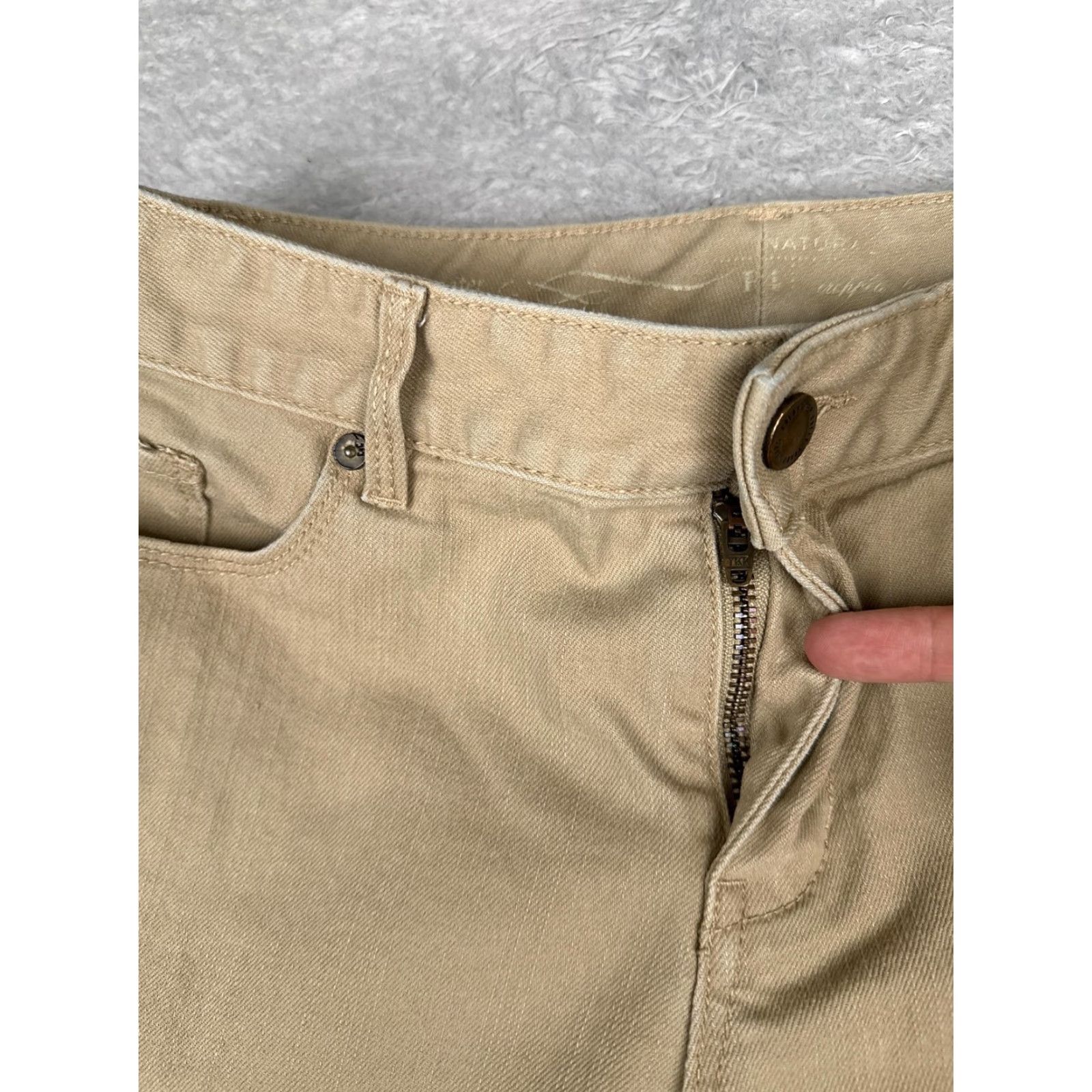 Vintage Maurices Jeans Capri Womens 4 Beige Light Wash Mid Rise Cuffed Crop 26x19 Denim Size 27" / US 4 / IT 40 - 5 Thumbnail