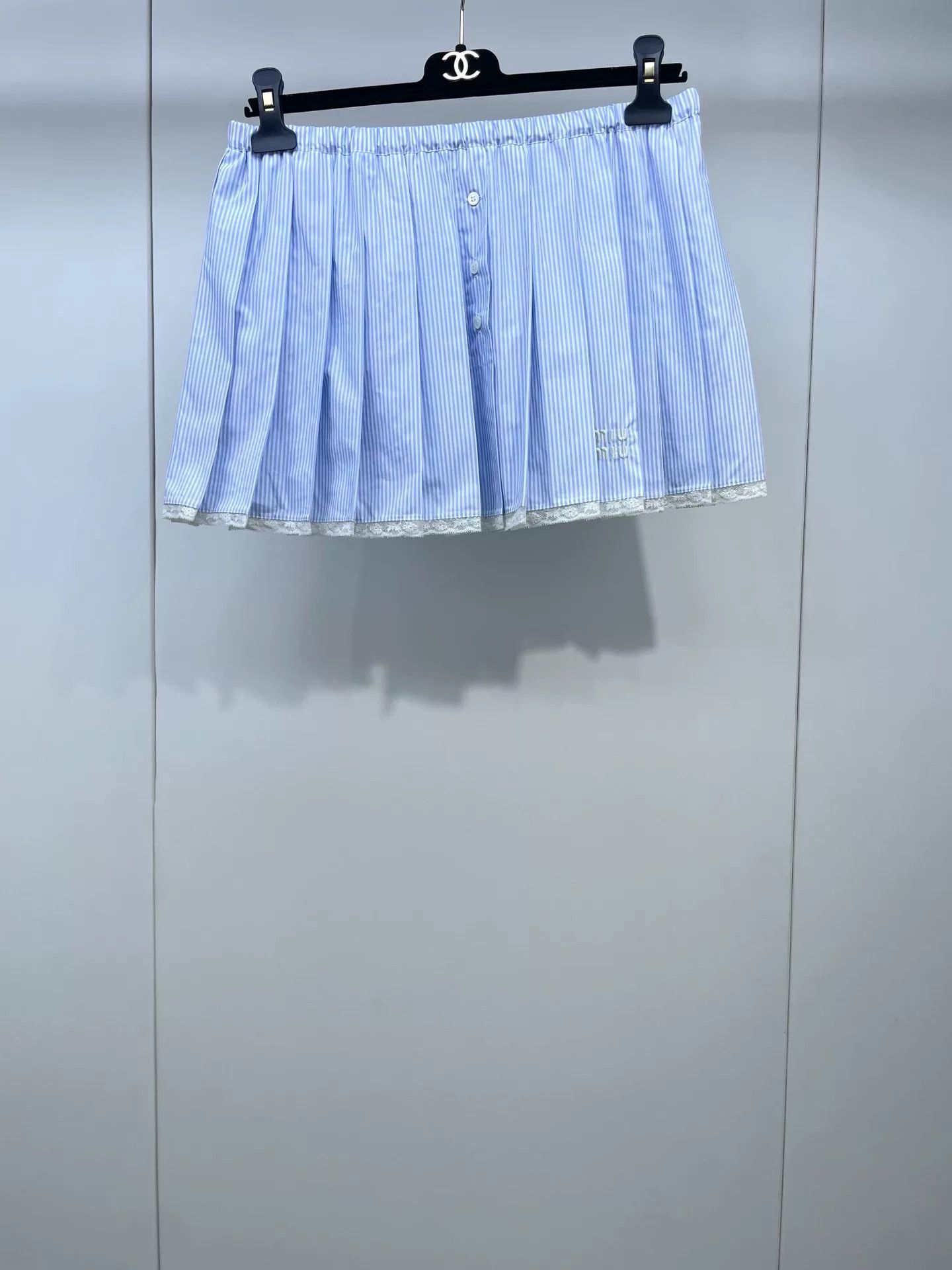 Miu Miu Miu Miu Lace Stripe Pleated Skirt Size 40" / US 18 - 1 Thumbnail