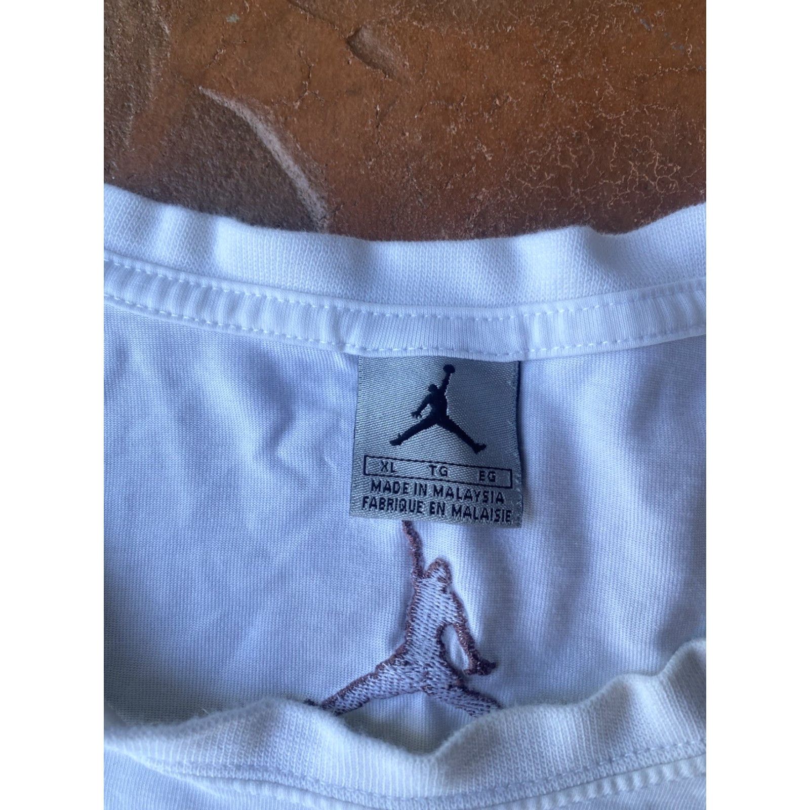 Jordan Brand VINTAGE Michael Jordan Nike Aqua 8 Retro Promo T-Shirt XL Shirt Men White 90s Logo Nike Air Swoosh Size US XL / EU 56 / 4 - 2 Thumbnail