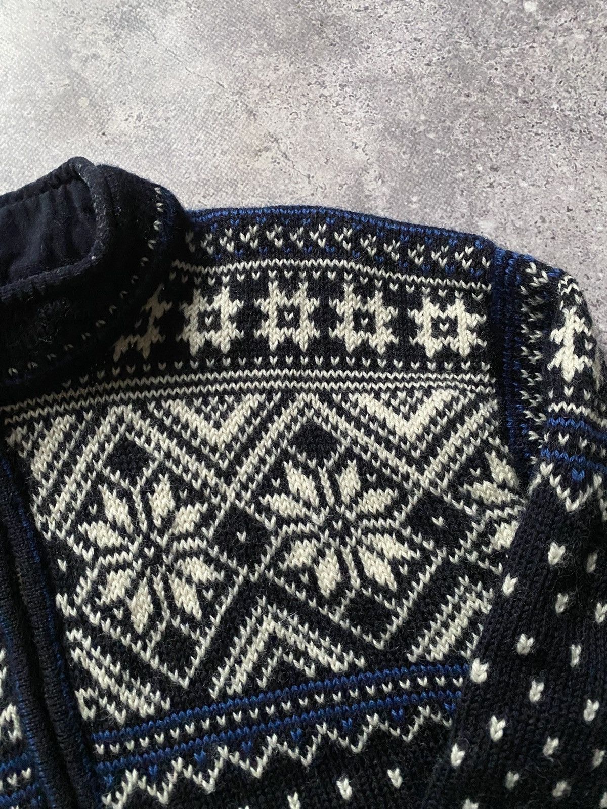 Dale Of Norway Vintage Dale Of Norway Sweater Men Size M Wool Icelandic Size US M / EU 48-50 / 2 - 7 Thumbnail