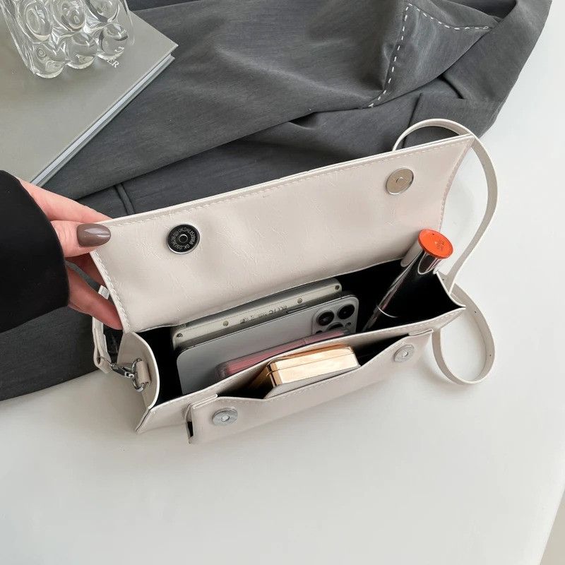 Vintage White PU Leather Crossbody Bag Size ONE SIZE - 9 Thumbnail
