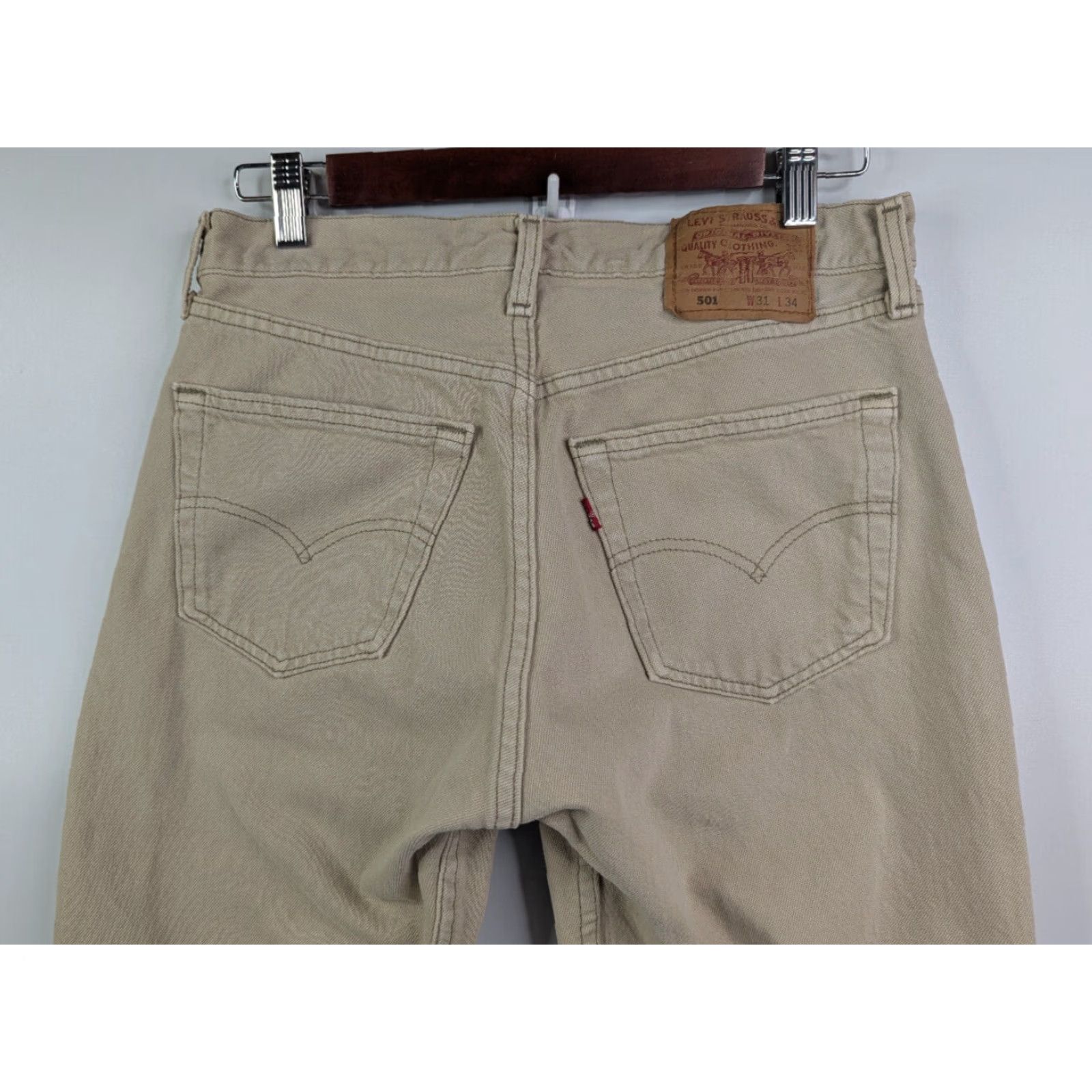 Levi's VINTAGE Levi's 501 Jeans Mens 30x34 Beige Denim USA 501-0612 5-Pocket Straight Leather? Logo 90s Grunge Hipster City College USA Mens Size US 30 / EU 46 - 2 Thumbnail