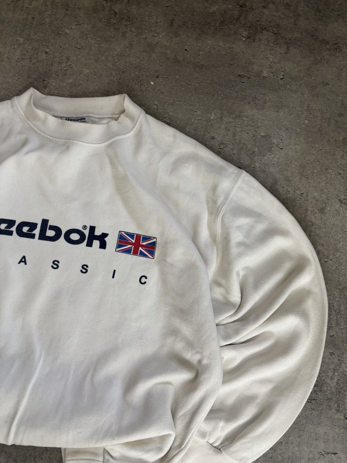Reebok Reebok White Vintage Boxy Crewneck L Streetwear Size US L / EU 52-54 / 3 - 7 Thumbnail