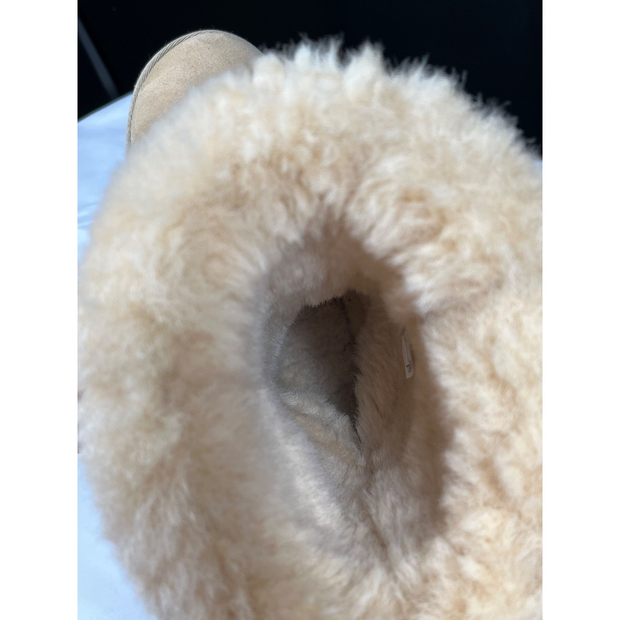 Ugg Ugg Australia Womens Tan Short Sheepskin Boots Size 5 SKU 73 Size US 5 / IT 35 - 8 Thumbnail