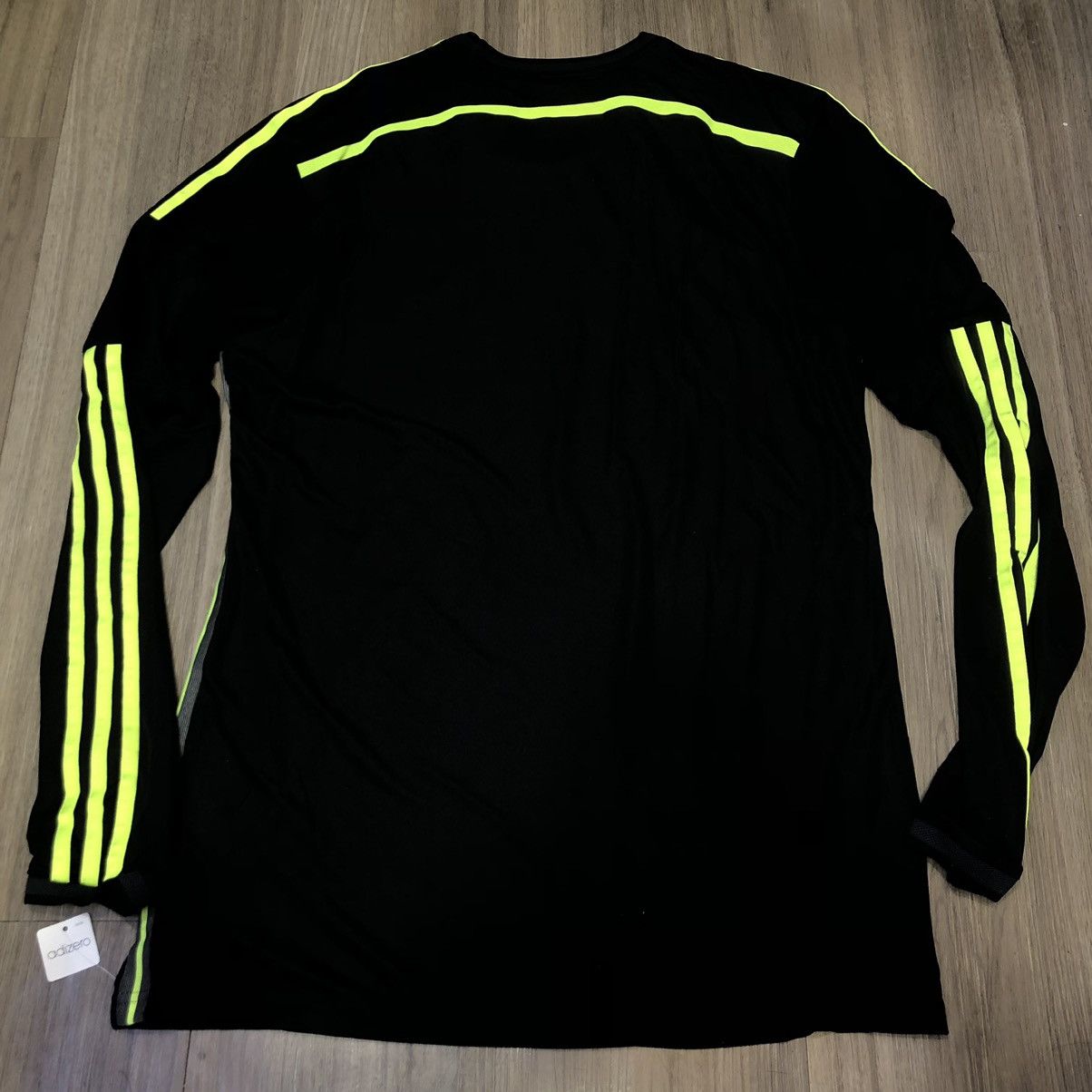 Adidas Spain 14/15 away L/S match spare shirt (bnwt) Size US L / EU 52-54 / 3 - 2 Thumbnail