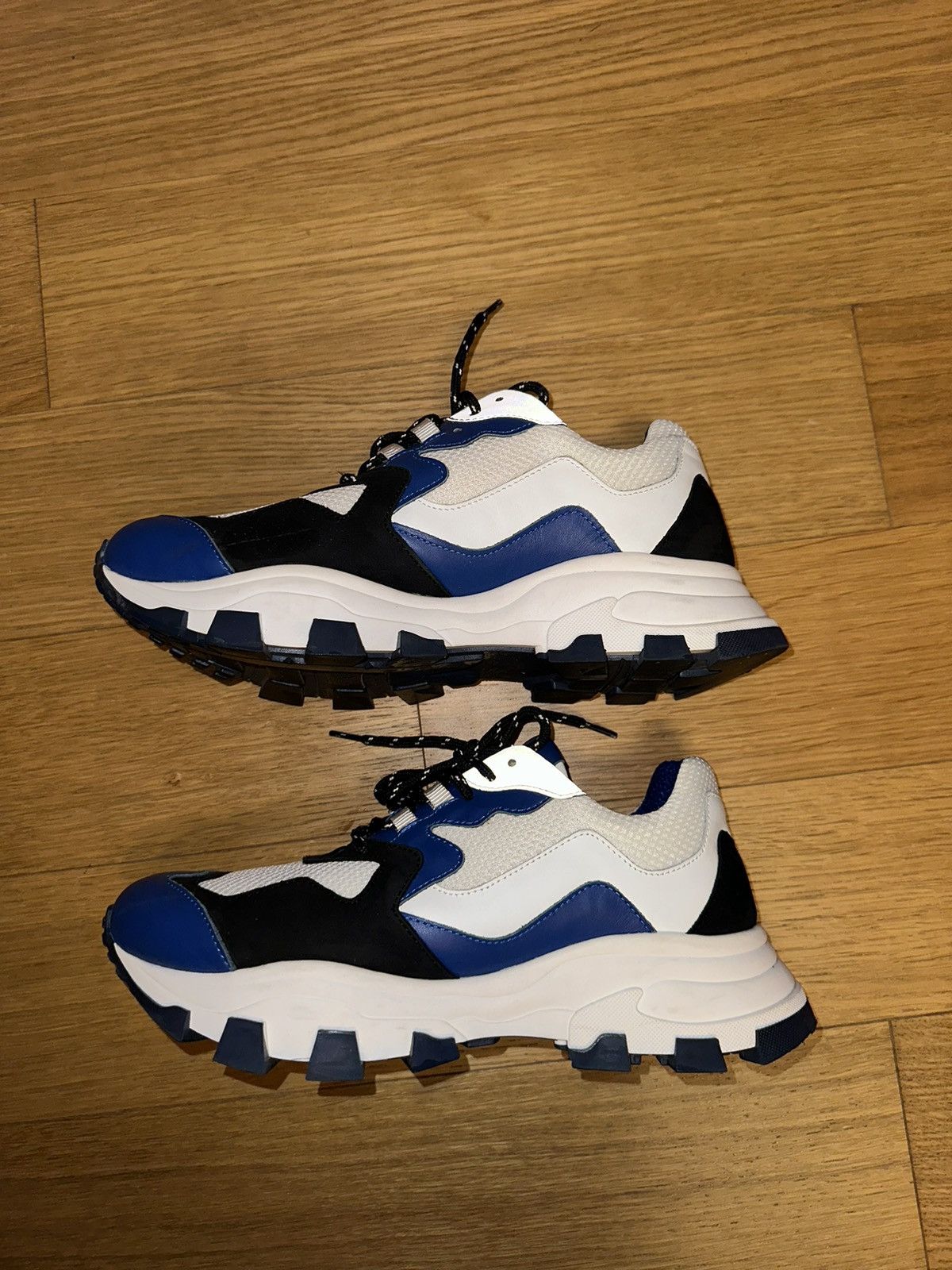 Cinzia Araia CINZIA ARAIA FABRIC AND LEATHER SNEAKERS Size US 10 / EU 43 - 3 Thumbnail