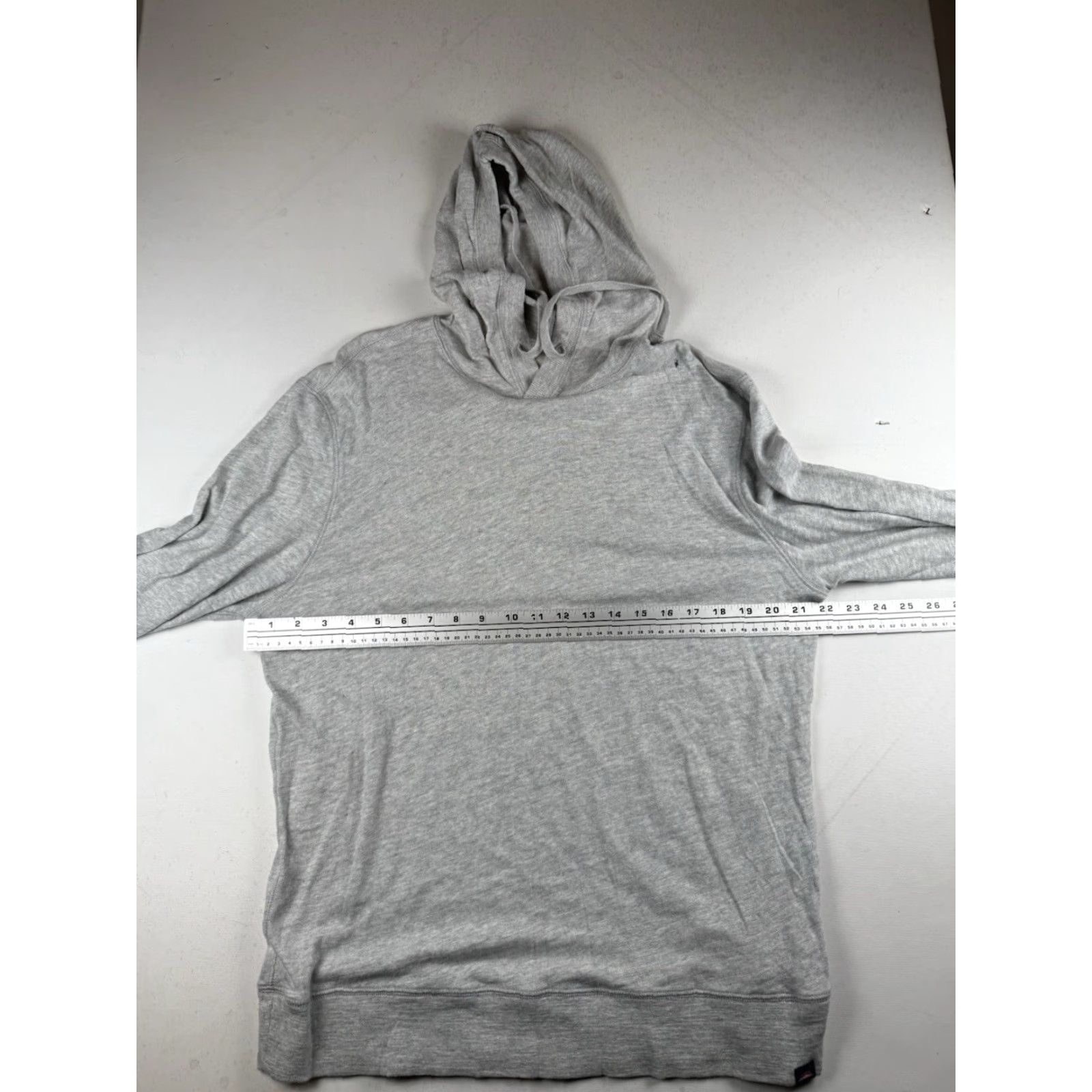 Faherty Faherty Hoodie Pullover Long Sleeve Gray Lightweight Cotton Knit Crew Neck Men L Regular Outdoor Sports All Seasons Fall Spring Winter Size US L / EU 52-54 / 3 - 4 Thumbnail