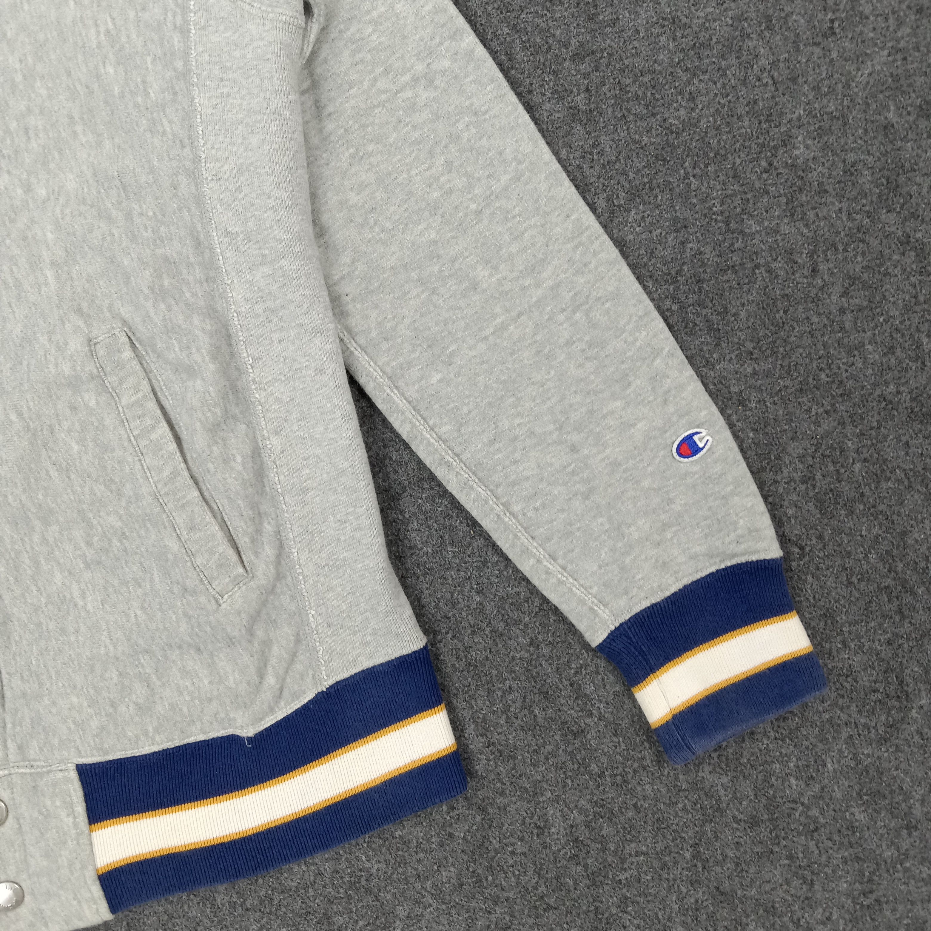 Champion × Japanese Brand × Vintage Champion Xgirl Athletics Japanese Style Hoodies C218N21 Size US S / EU 44-46 / 1 - 4 Thumbnail