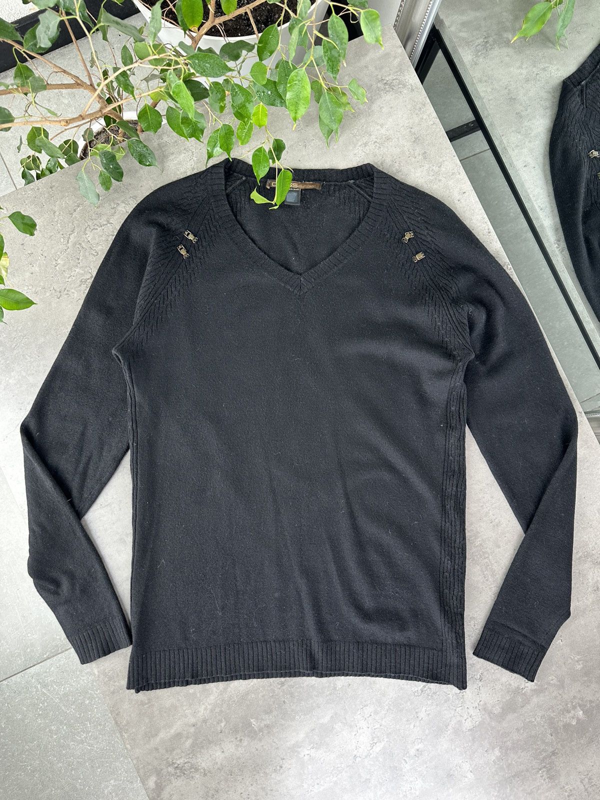 Roberto Cavalli Roberto Cavalli V-neck Sweater Size US M / EU 48-50 / 2 - 1 Thumbnail