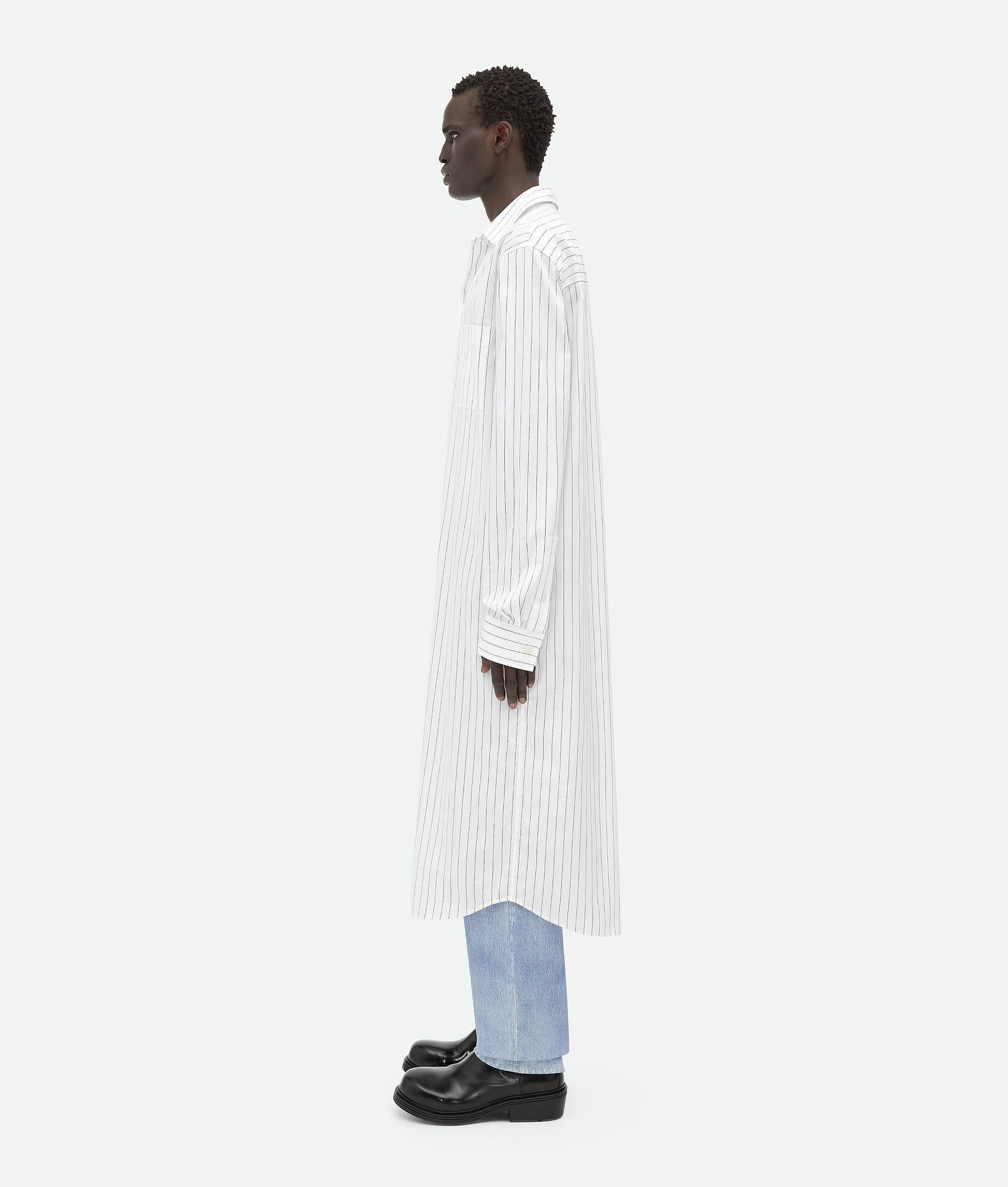 Bottega Veneta o1w1db10525 Pinstripe Poplin Long Shirt in White/Black Size US S / EU 44-46 / 1 - 2 Thumbnail