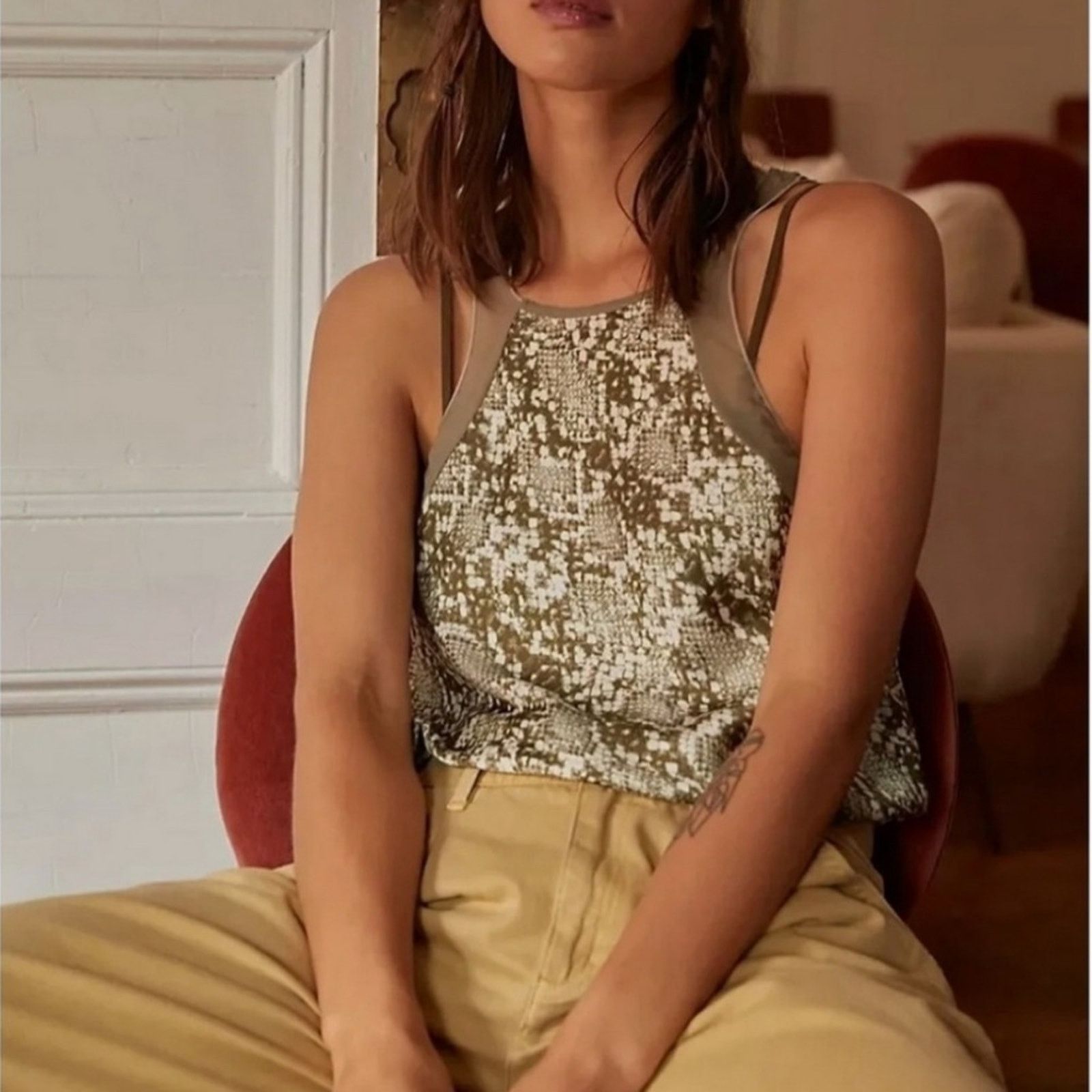Free People Free People Moss Green Nights Out Snakeskin Print Bodysuit Size XS / US 0-2 / IT 36-38 - 1 Thumbnail