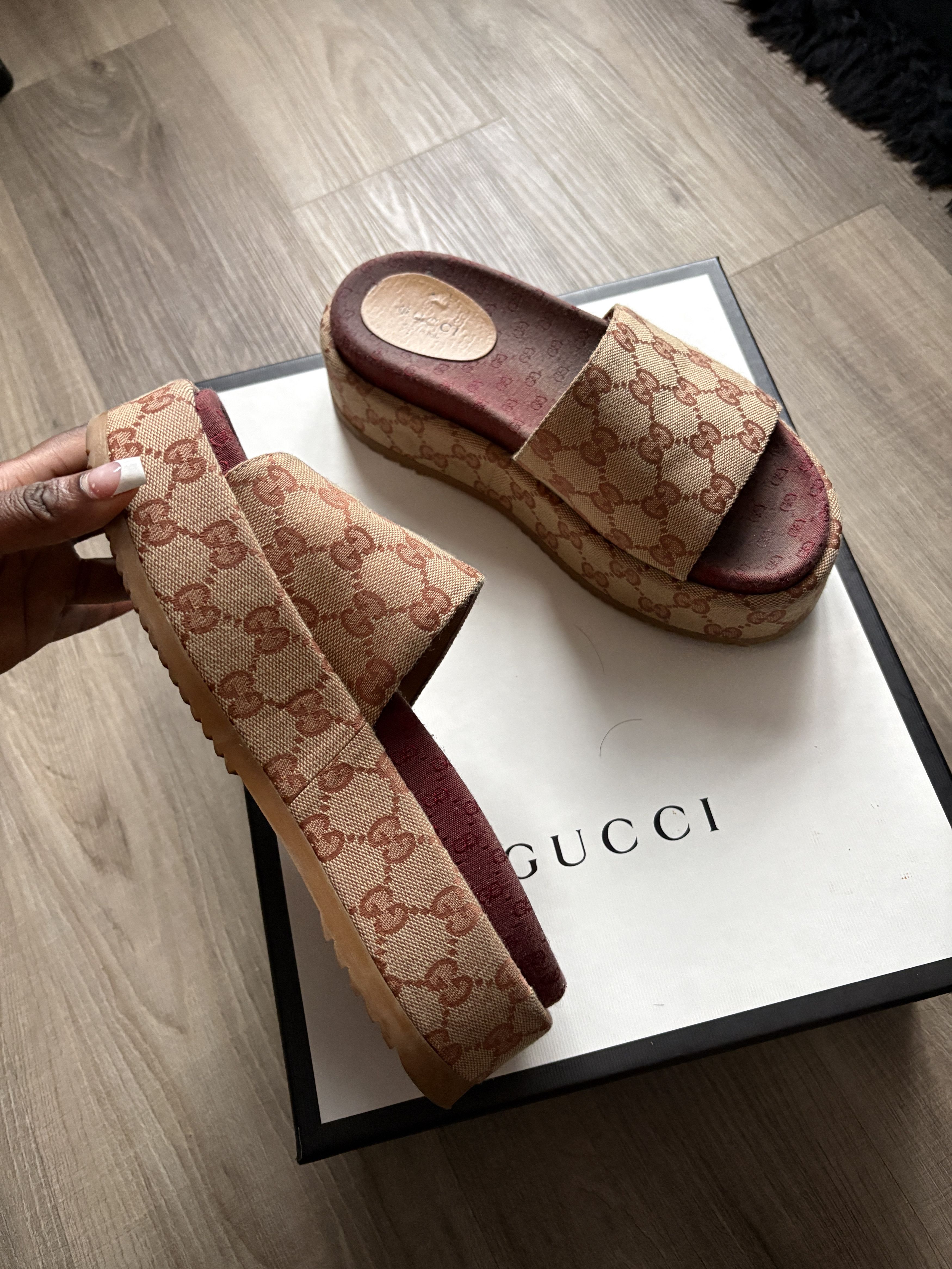 Gucci Gucci GG Supreme Monogram Platform Sandal Size US 7.5 / IT 37.5 - 2 Thumbnail